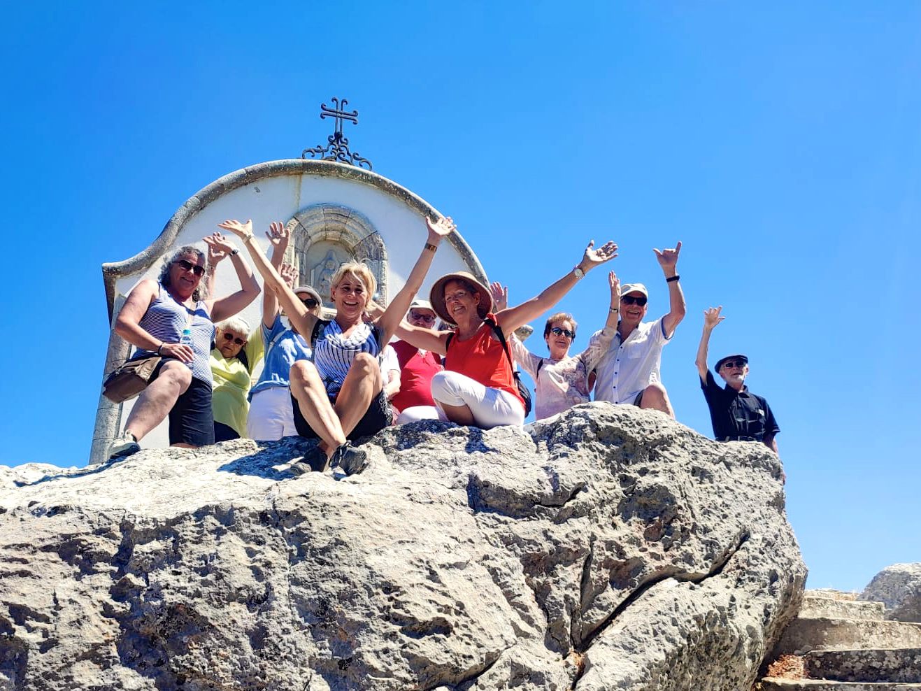 Ein herrliche Flugreise nach Rhodos erlebten die Reisefreunde vom Seniorenbund mit Angelika Ein herrliche Flugreise nach Rhodos erlebten die Reisefreunde vom Seniorenbund mit Angelika
