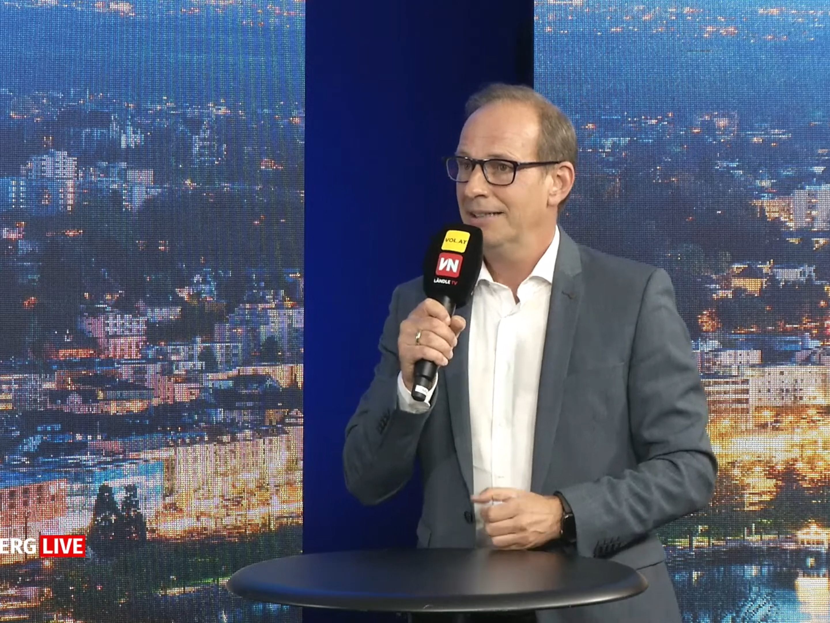 Bürgermeister Dieter Egger war gestern zu Gast bei "Vorarlberg LIVE". Bürgermeister Dieter Egger war gestern zu Gast bei "Vorarlberg LIVE".