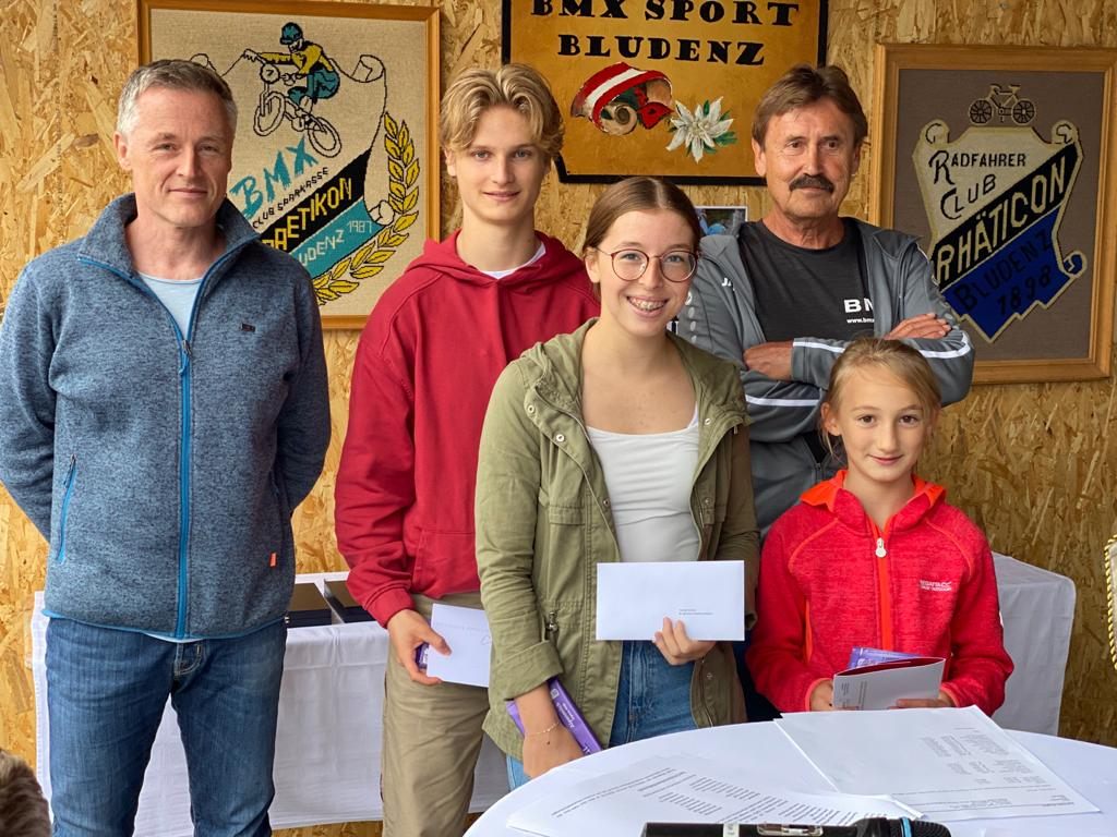 Ehrung der erfolgreichsten BMX-Sportler Ehrung der erfolgreichsten BMX-Sportler