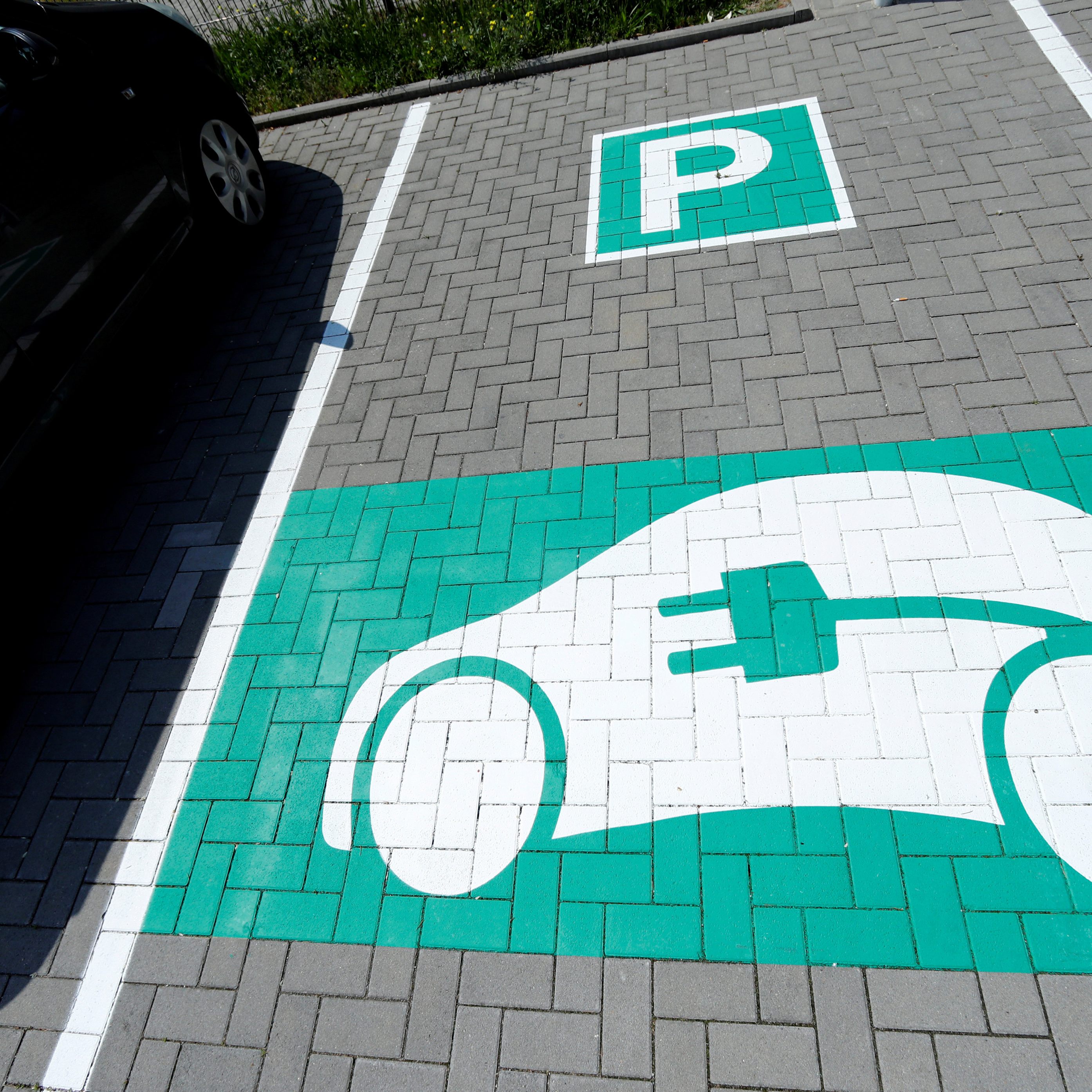 Das Startup entwickelt Software für Ladesäulen.