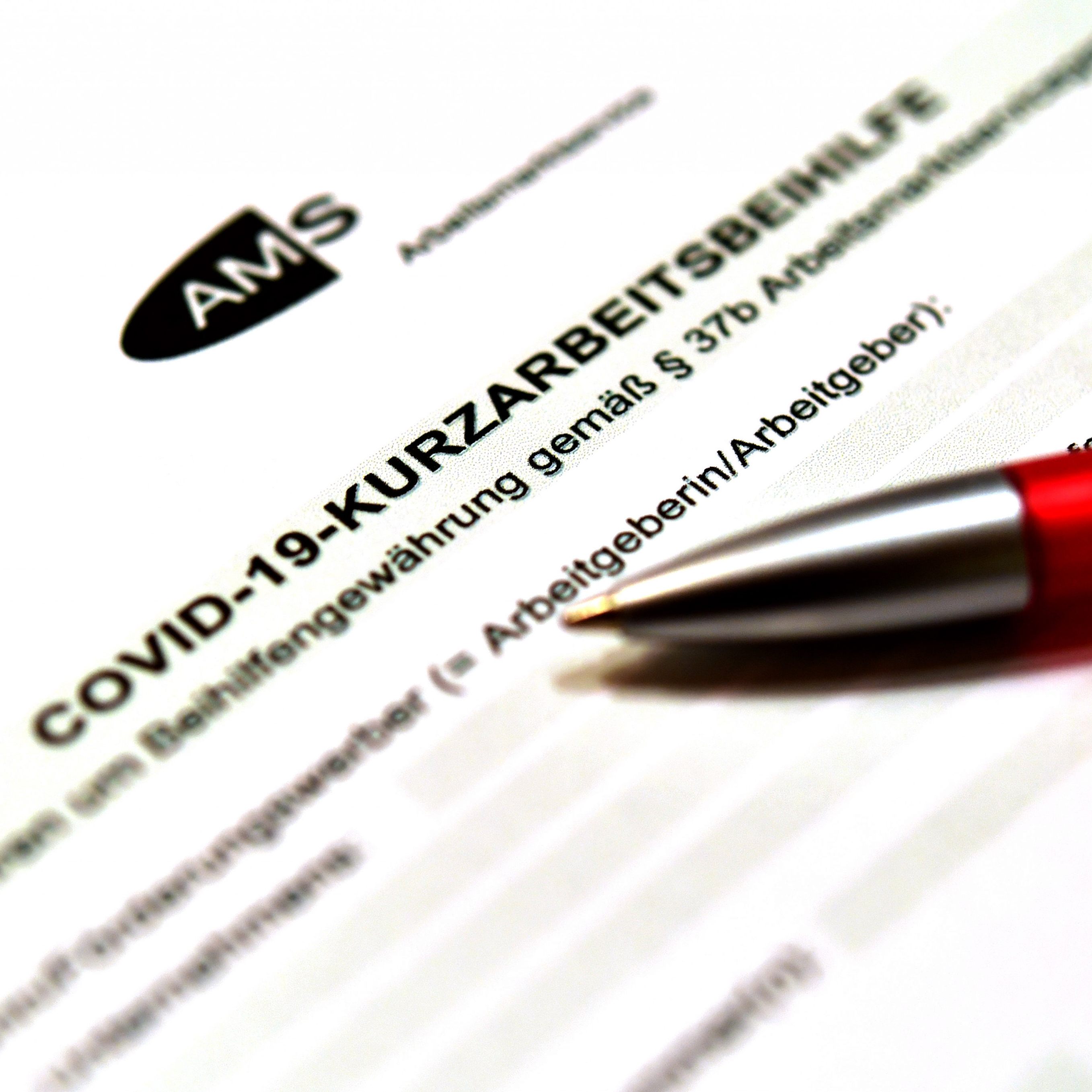 Die Kurzarbeit machte einen großen Teil des Ausgaben aus.