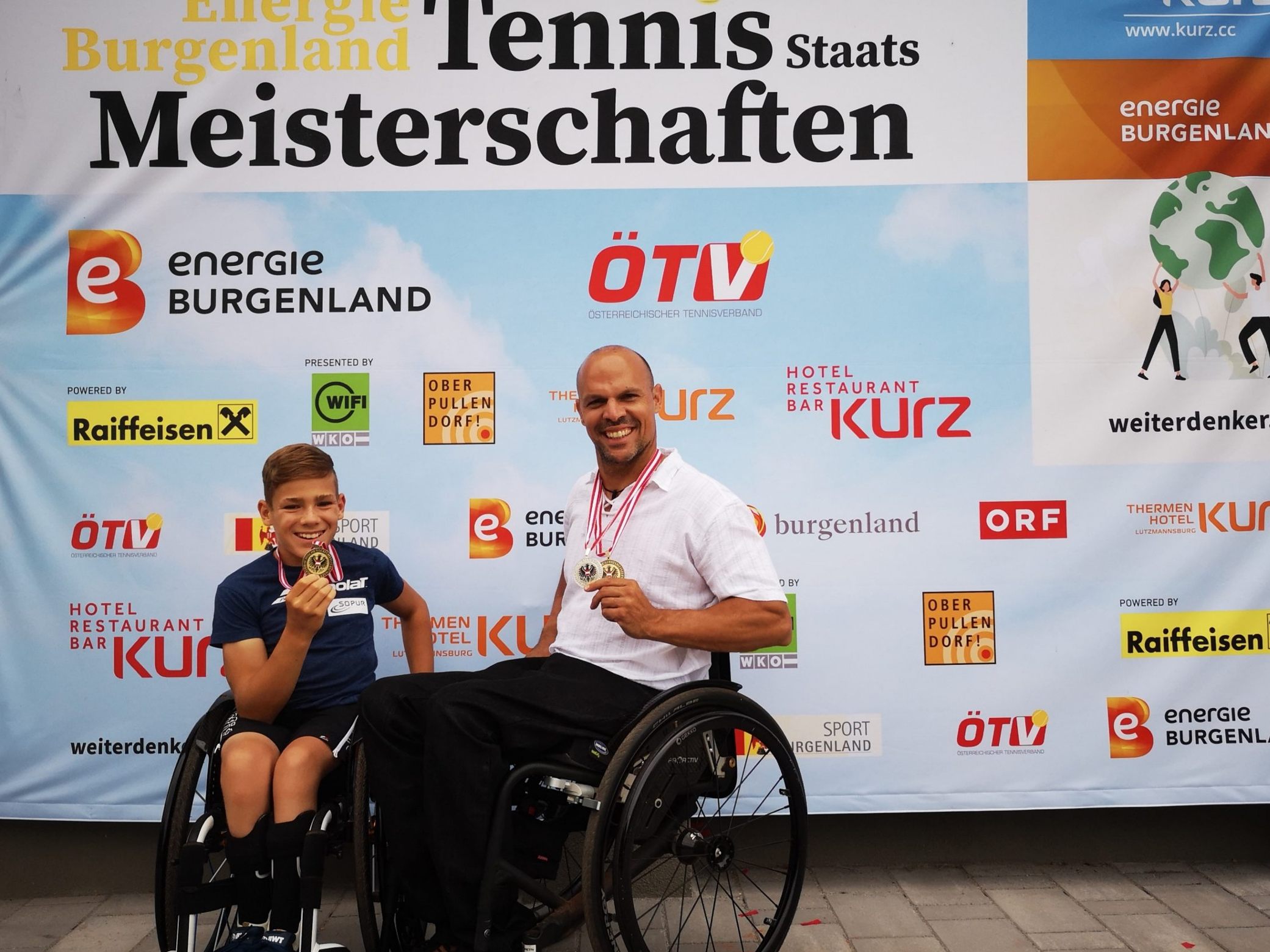 Maximilian Taucher mit Vereinskollegen und Paralympics Teilnehmer Thomas Flax