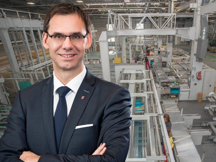 Landeshauptmann Markus Wallner betont Wichtigkeit der Branchenvielfalt für Widerstandsfähigkeit der Wirtschaft. Landeshauptmann Markus Wallner betont Wichtigkeit der Branchenvielfalt für Widerstandsfähigkeit der Wirtschaft.