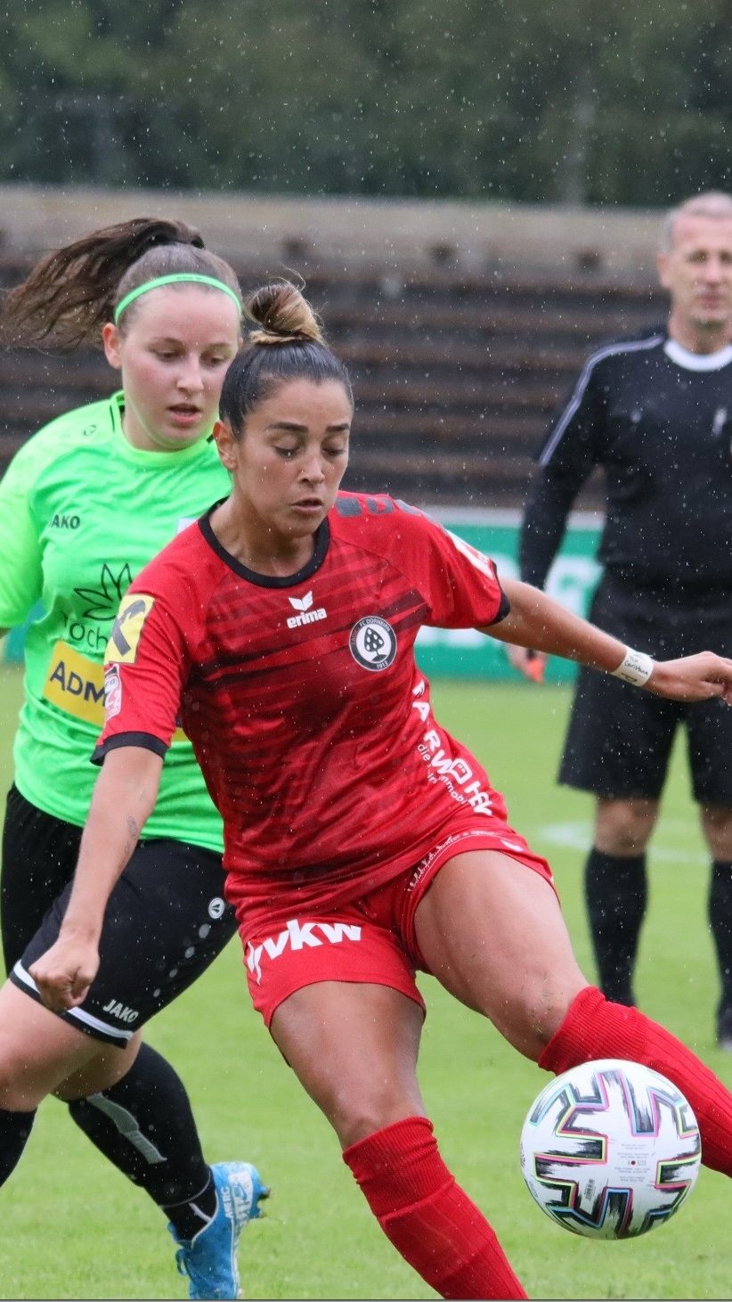 Genisis Castrellon blieb ohne Torerfolg für die FC Dornbirn Frauen gegen Krenglbach.