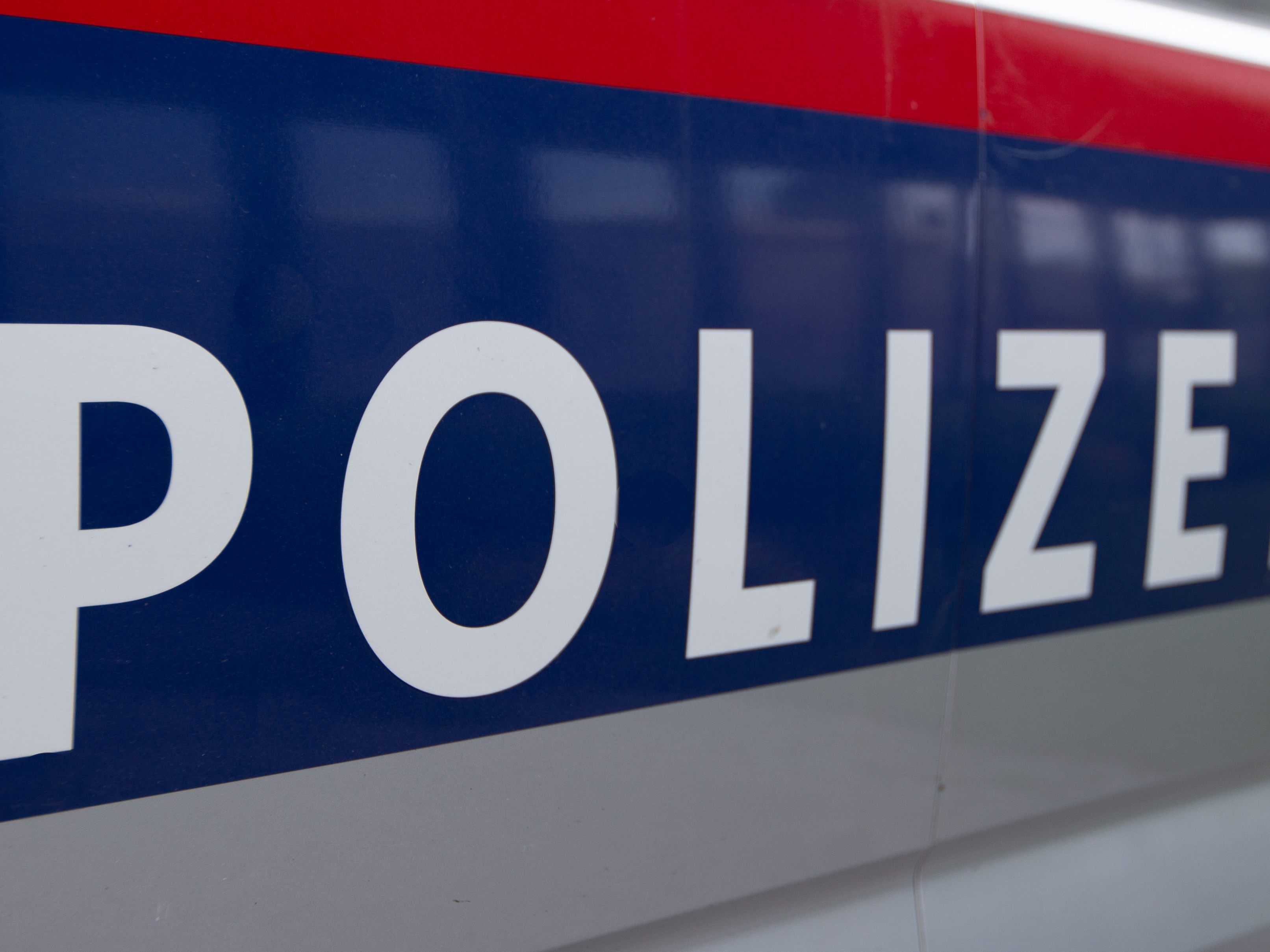Der Motorradlenker fuhr in Wien-Favoriten nicht gerade langsam. Der Motorradlenker fuhr in Wien-Favoriten nicht gerade langsam.