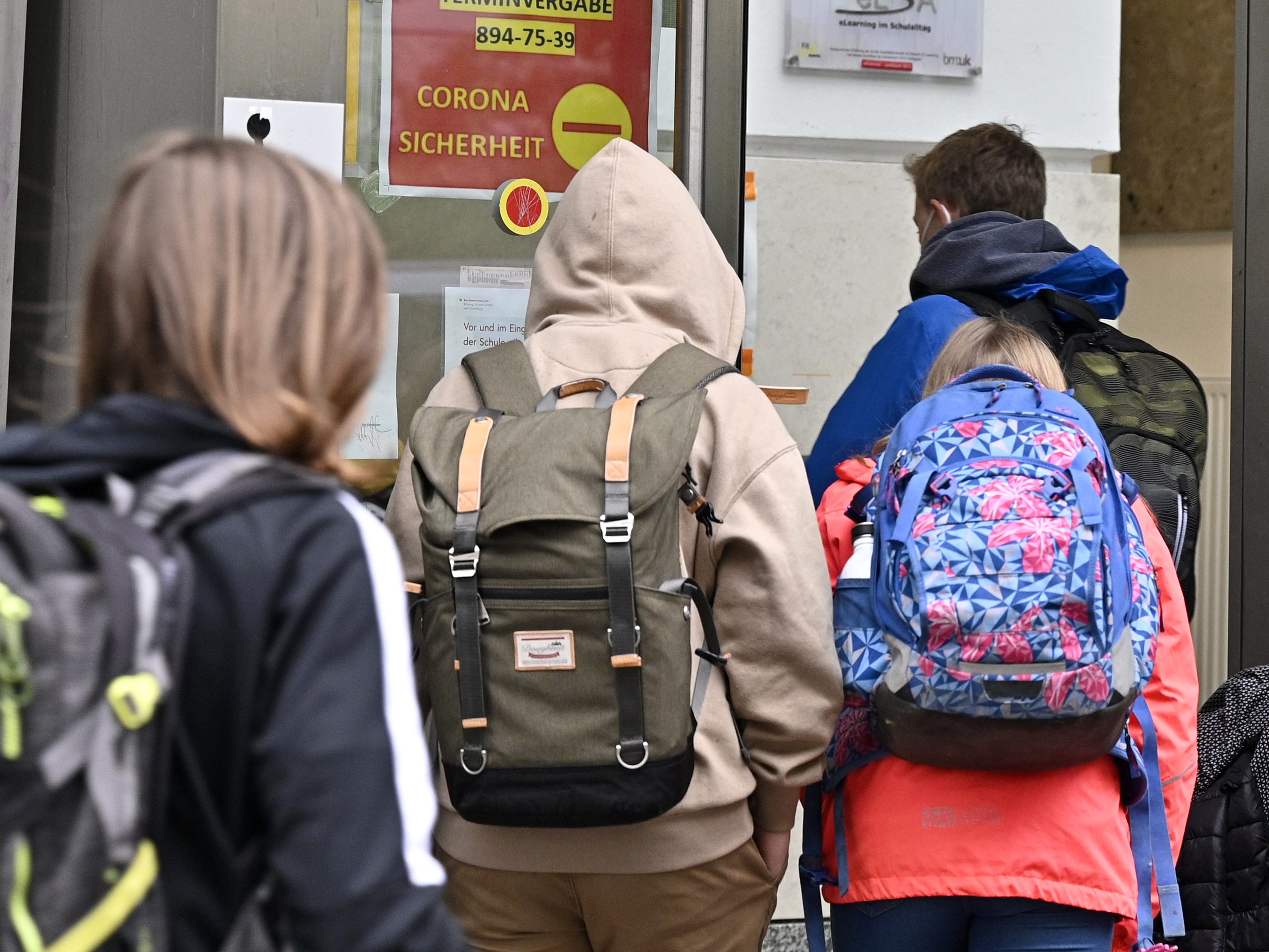 Die Anzahl der Schul-Abmeldungen ist in Teilen Österreichs stark angestiegen. Die Anzahl der Schul-Abmeldungen ist in Teilen Österreichs stark angestiegen.