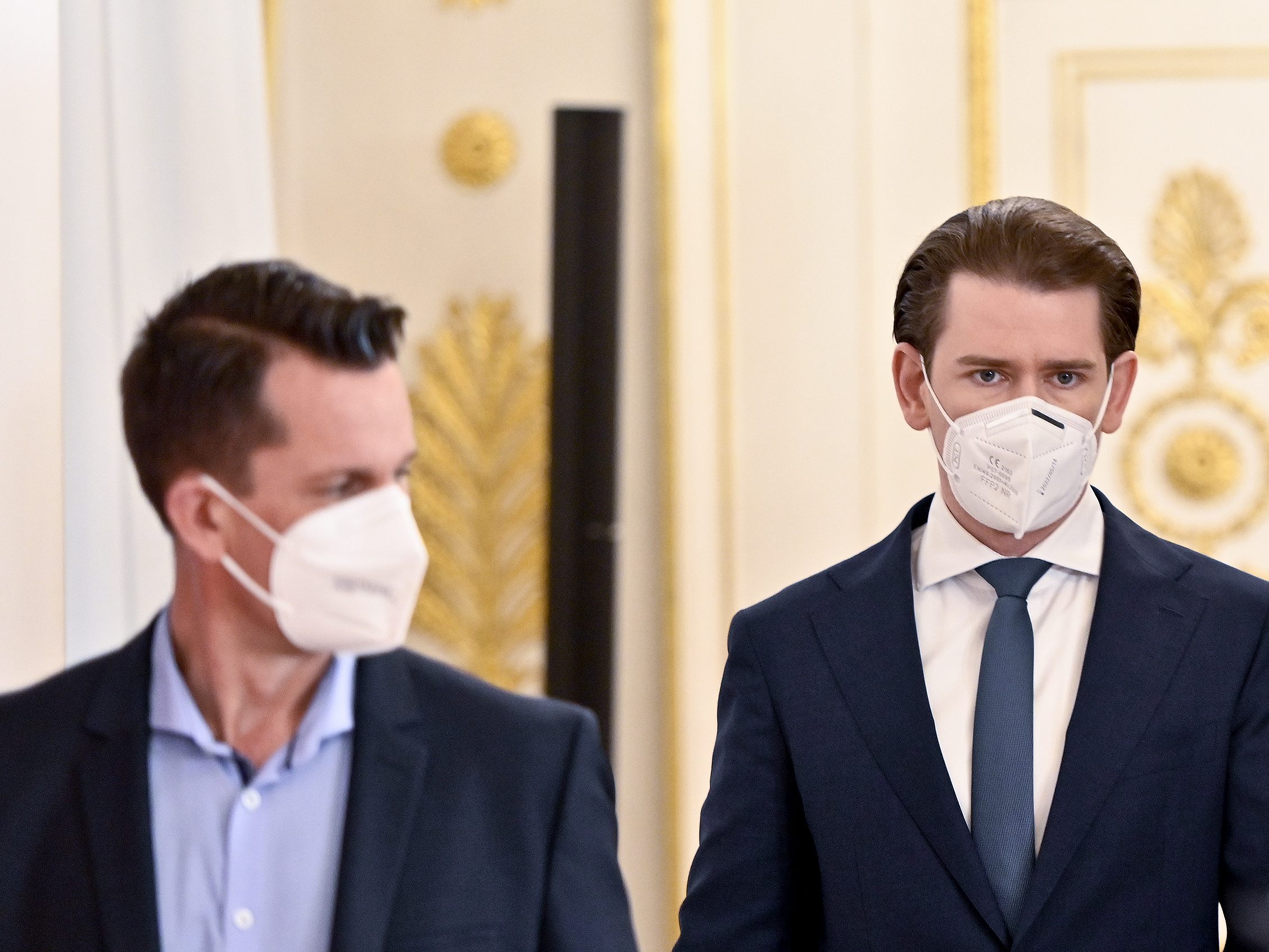 Sebastian Kurz und Wolfgang Mückstein haben einen Einblick in ihre Ansicht zur 1G-Regel gegeben. Sebastian Kurz und Wolfgang Mückstein haben einen Einblick in ihre Ansicht zur 1G-Regel gegeben.