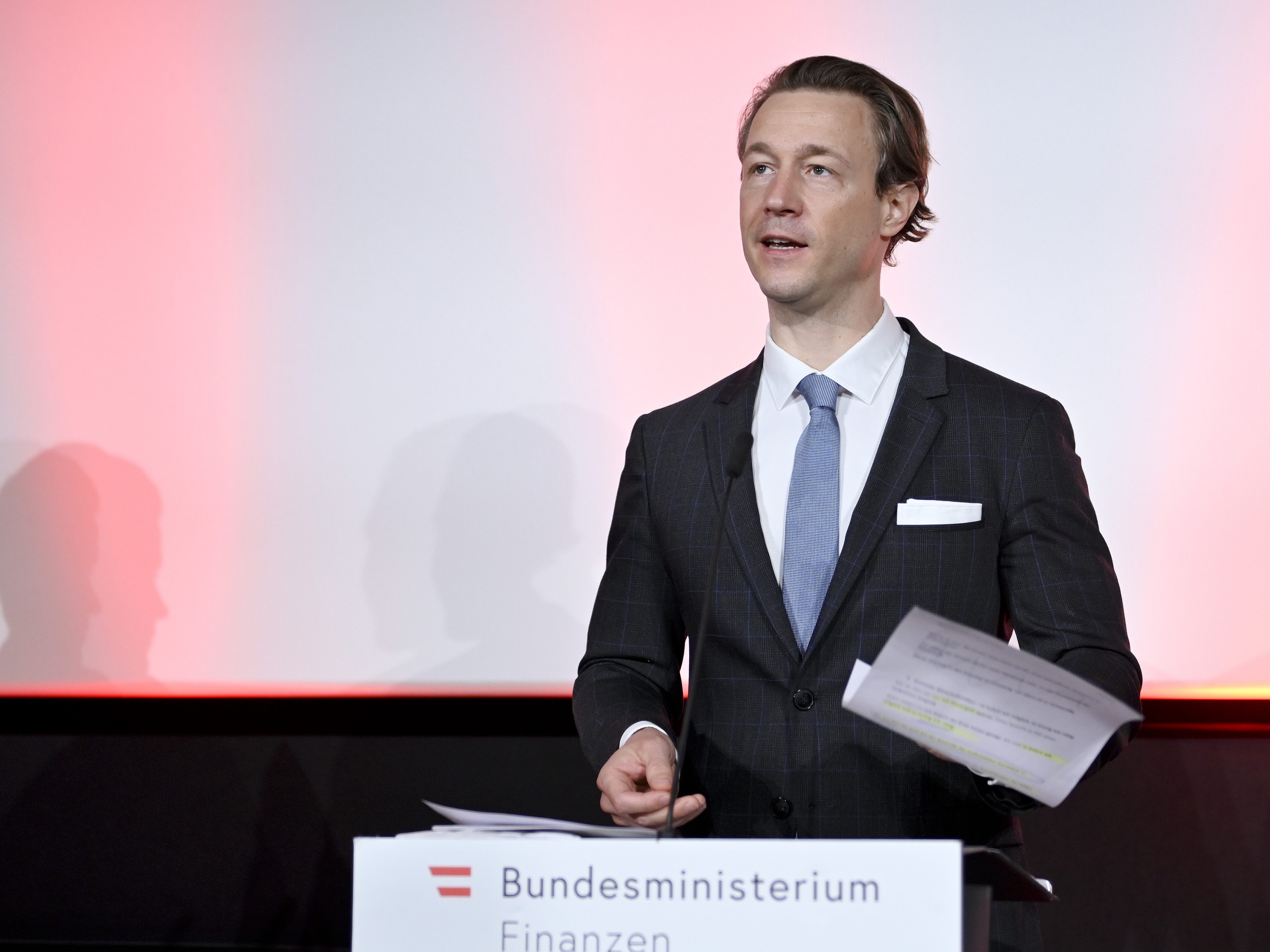Am Montag kam es zu einem Meeting, an dem unter anderem Gernot Blümel und Martin Kocher teilnahmen.