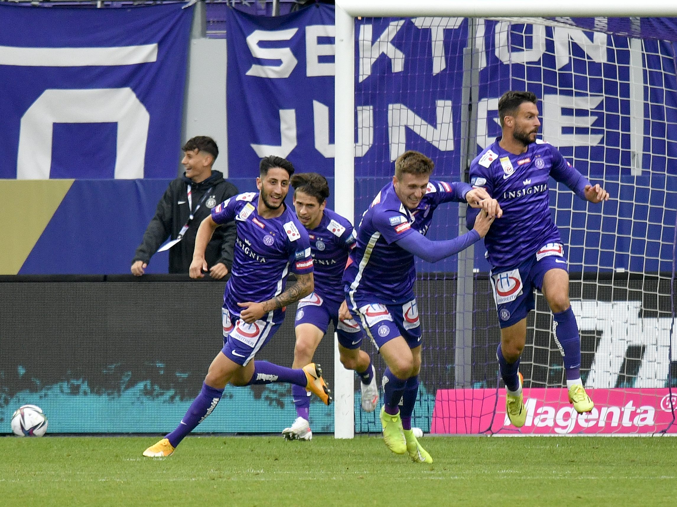 LIVE-Ticker zum Spiel Austria Wien gegen Austria Klagenfurt ab 17 Uhr.