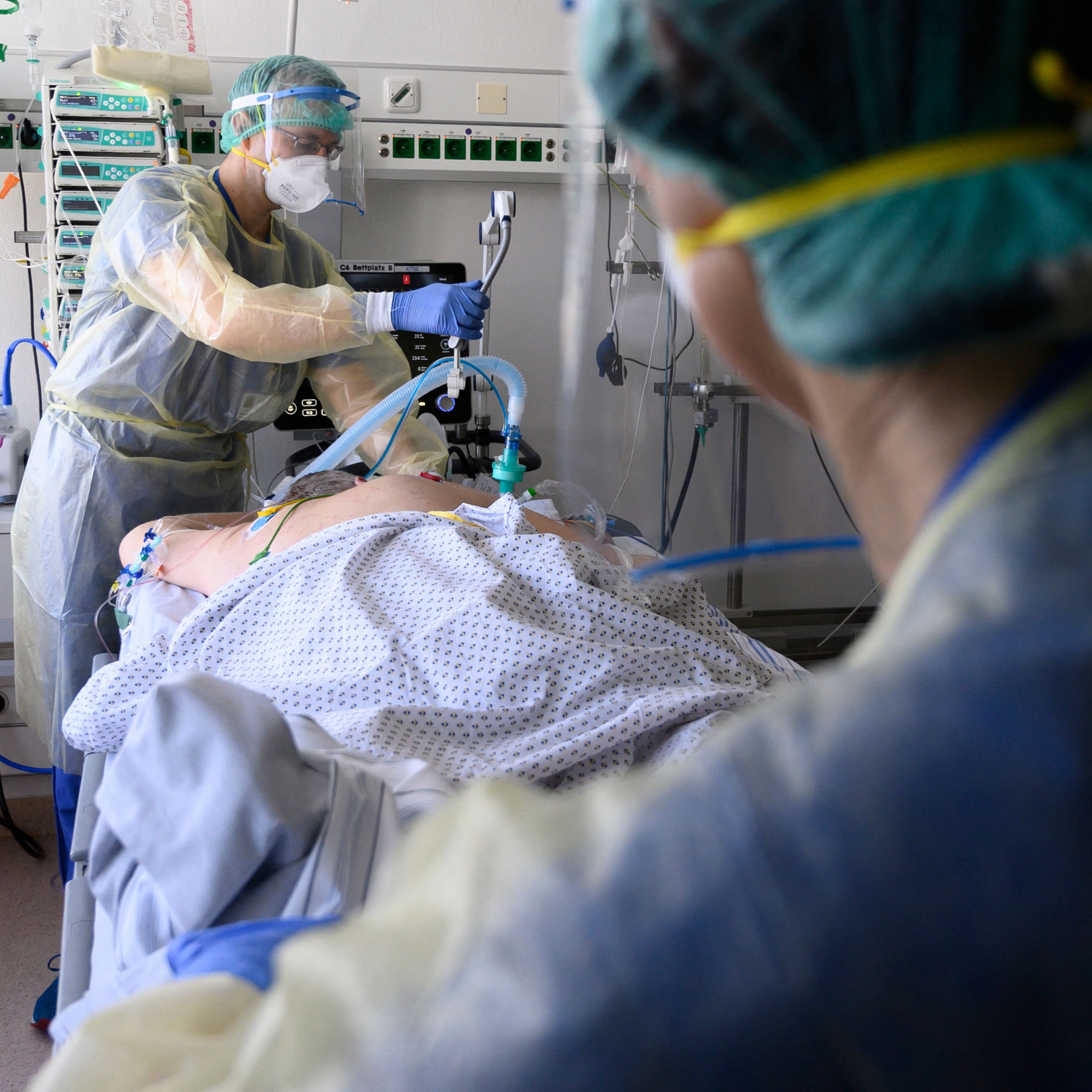 Covid-19: 14 Personen befinden sich in Vorarlberg aktuell in ärztlicher Behandlung.
