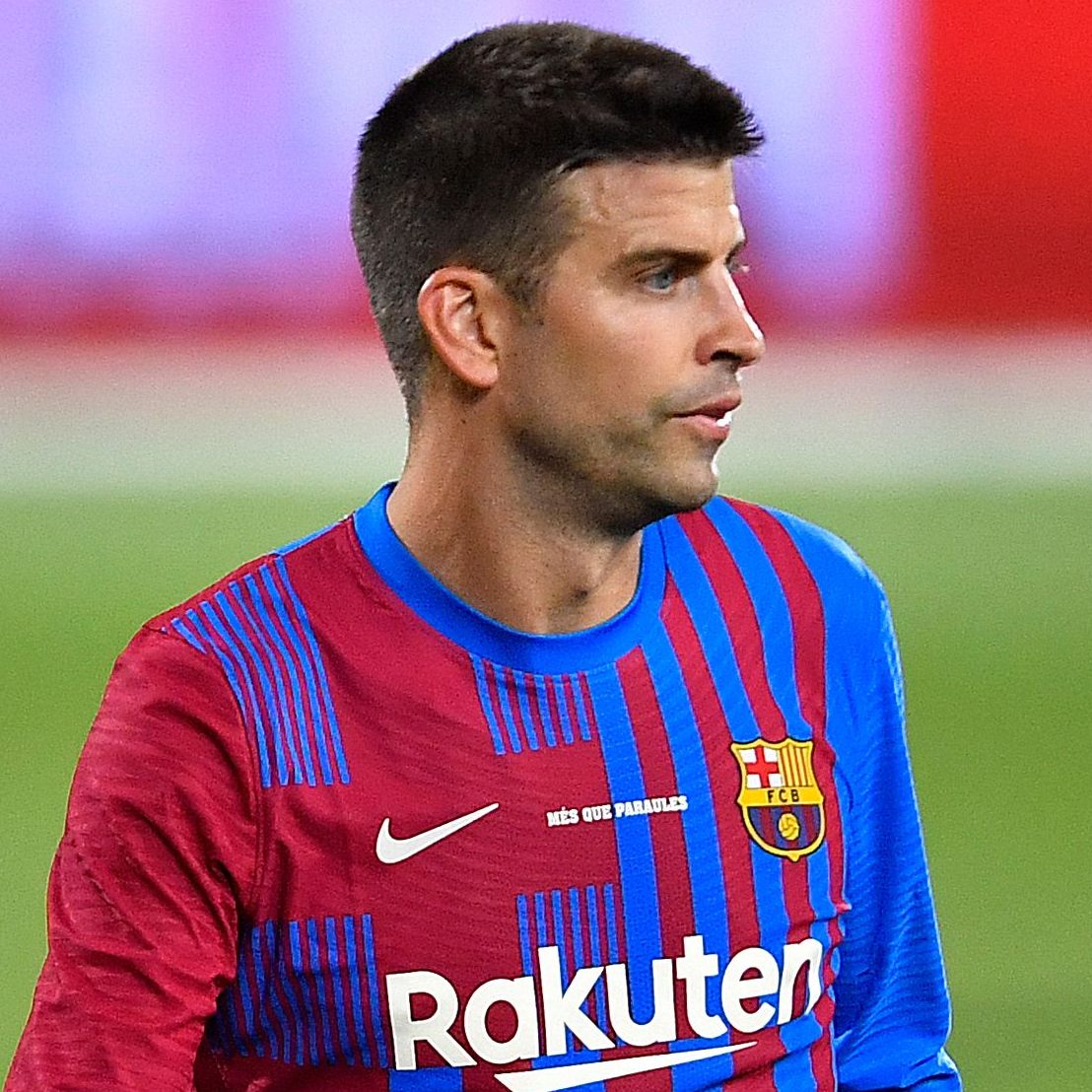 Pique hat der Erste, der auf seinen Gehalt verzichtet hat.