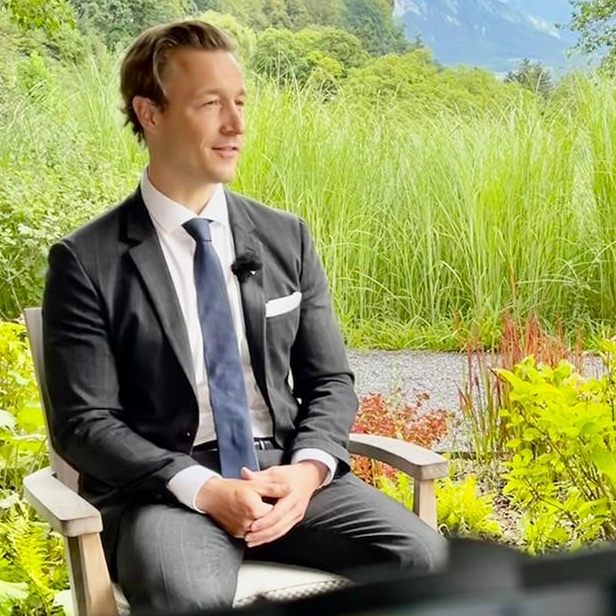 Finanzminister Gernot Blümel im Interview mit Hanna Reiner.