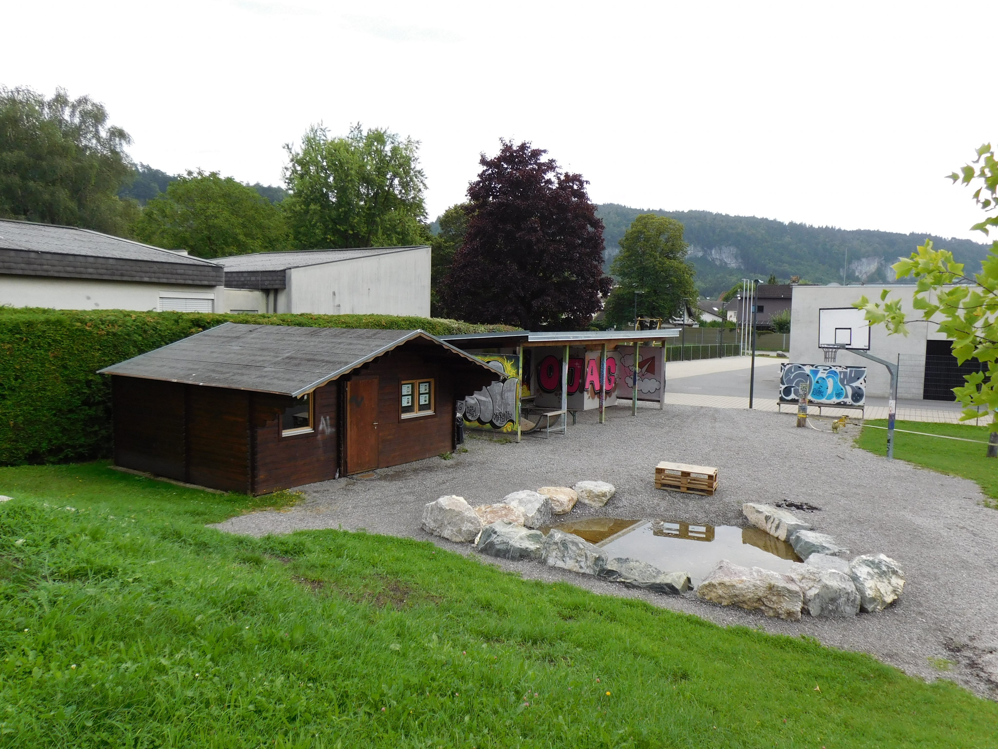 Der Jugendplatz im Moos erstrahlt seit kurzem wieder in neuem Glanz Der Jugendplatz im Moos erstrahlt seit kurzem wieder in neuem Glanz