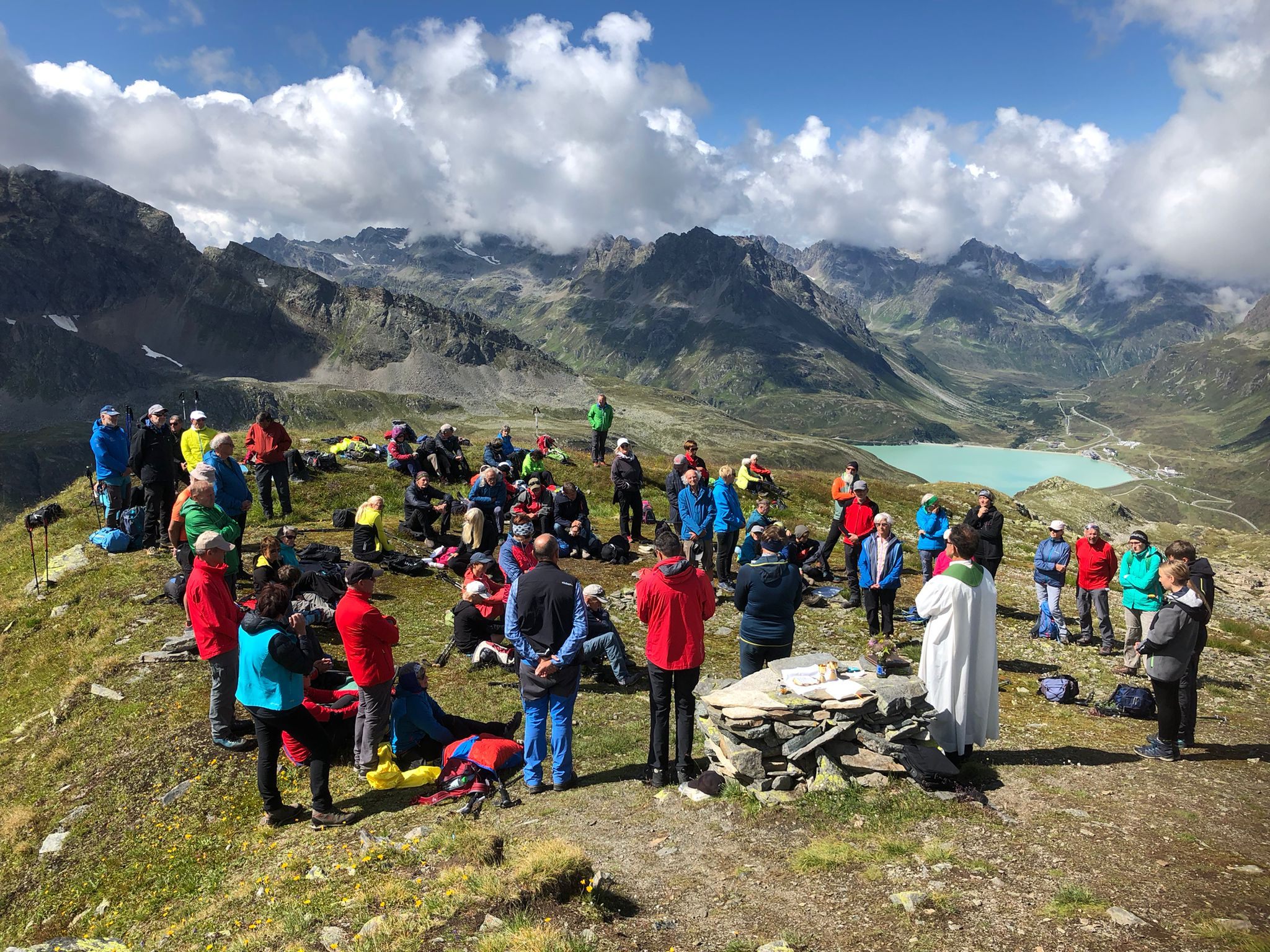 Gipfelmesse auf dem Hennekopf/Silvretta Gipfelmesse auf dem Hennekopf/Silvretta