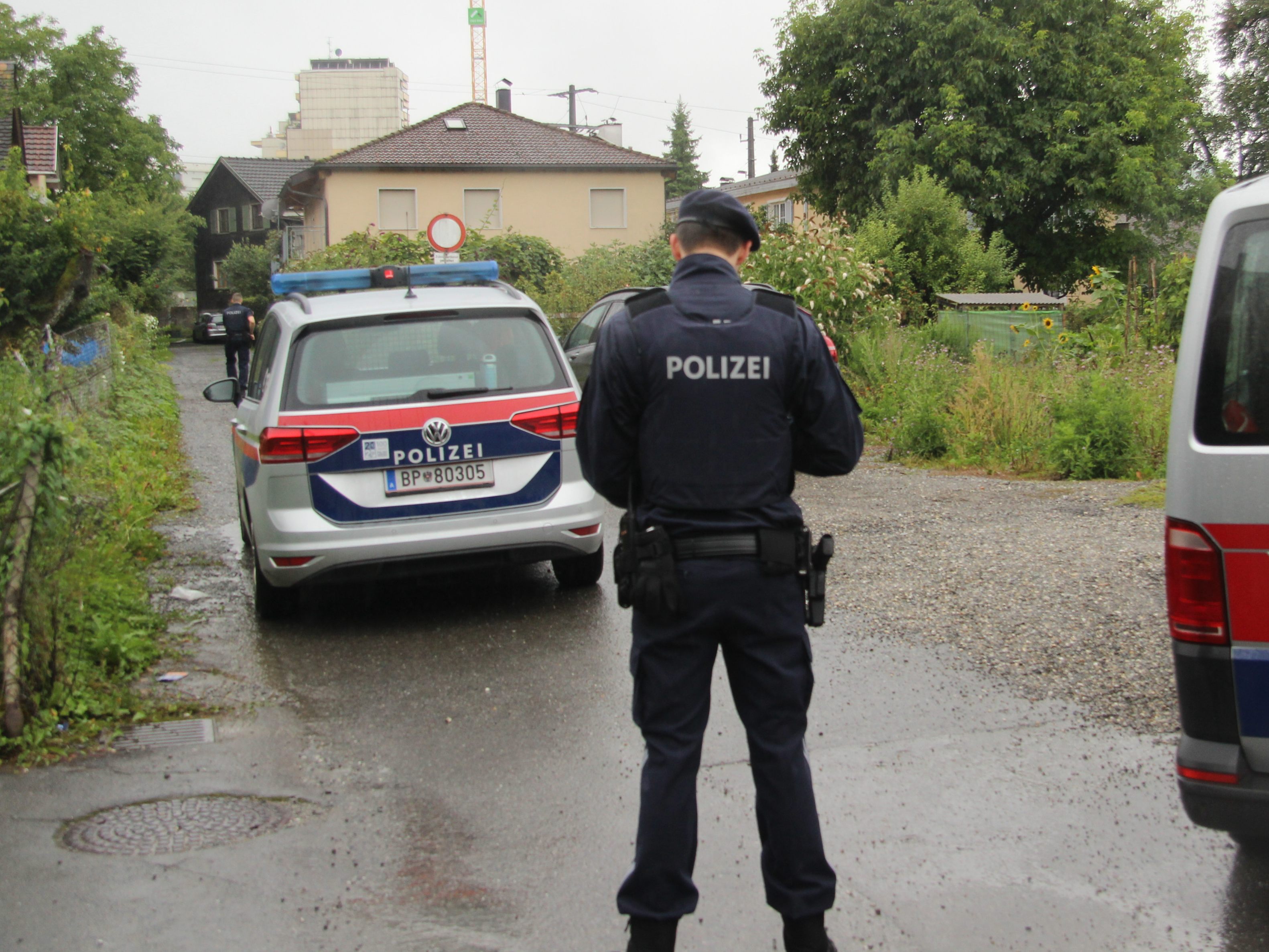 Der Polizist schoss zweimal mit der Dienstwaffe.