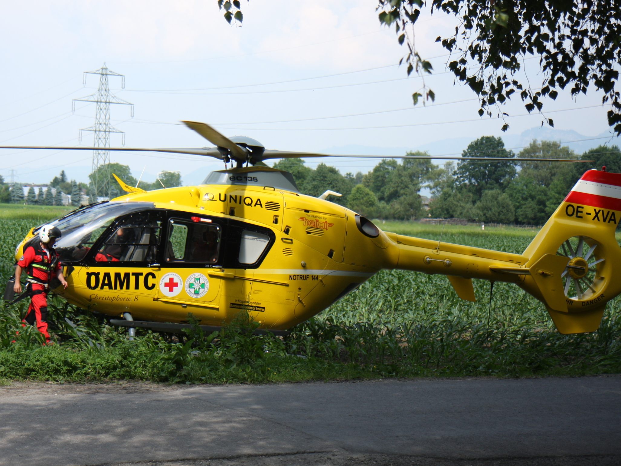 Die Frau musste mit dem Rettungshubschrauber ins LKH Feldkirch gebracht werden.