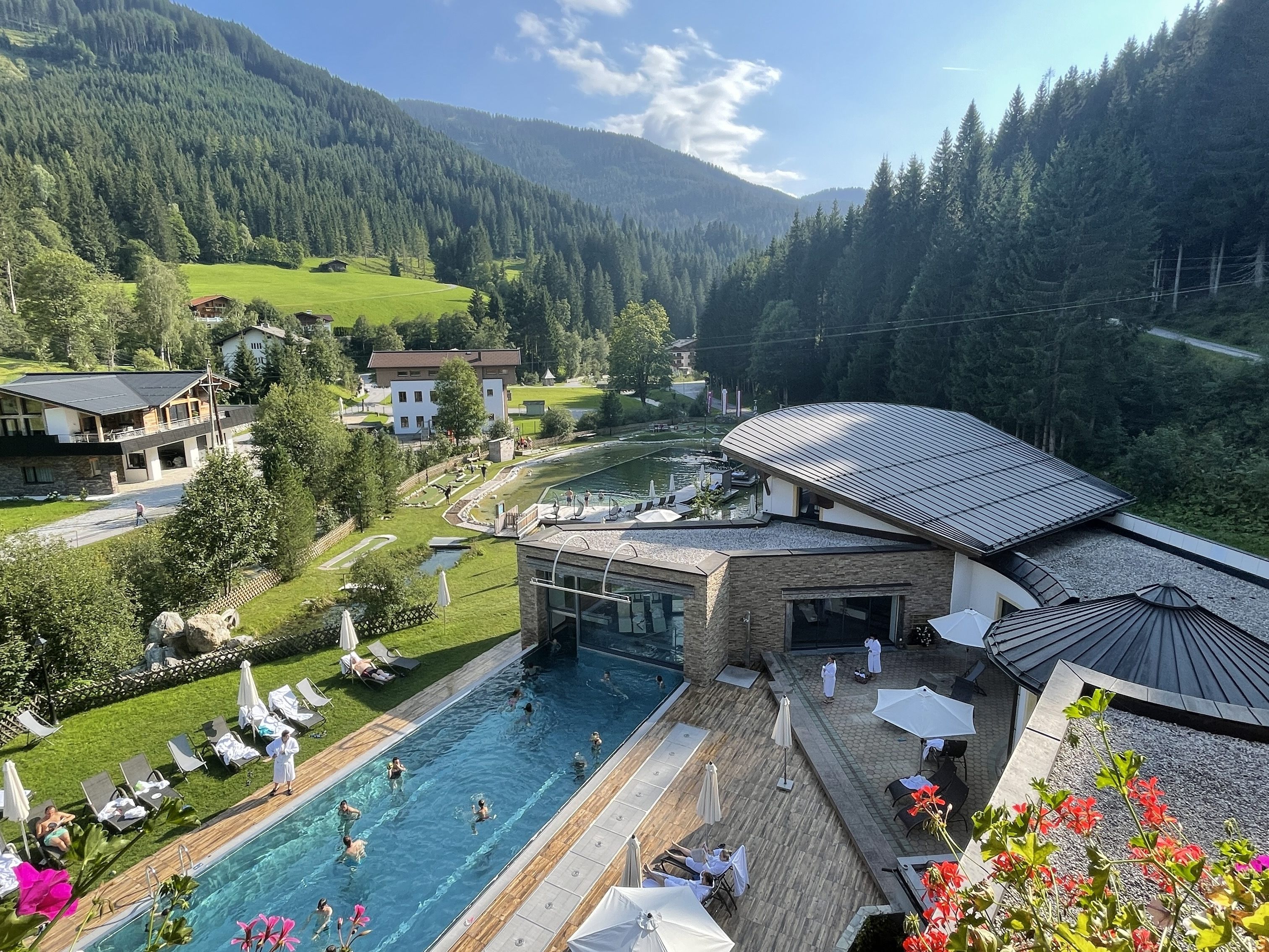 Im ****Hotel Alpenhof sind Wanderlustige an der richtigen Adresse Im ****Hotel Alpenhof sind Wanderlustige an der richtigen Adresse