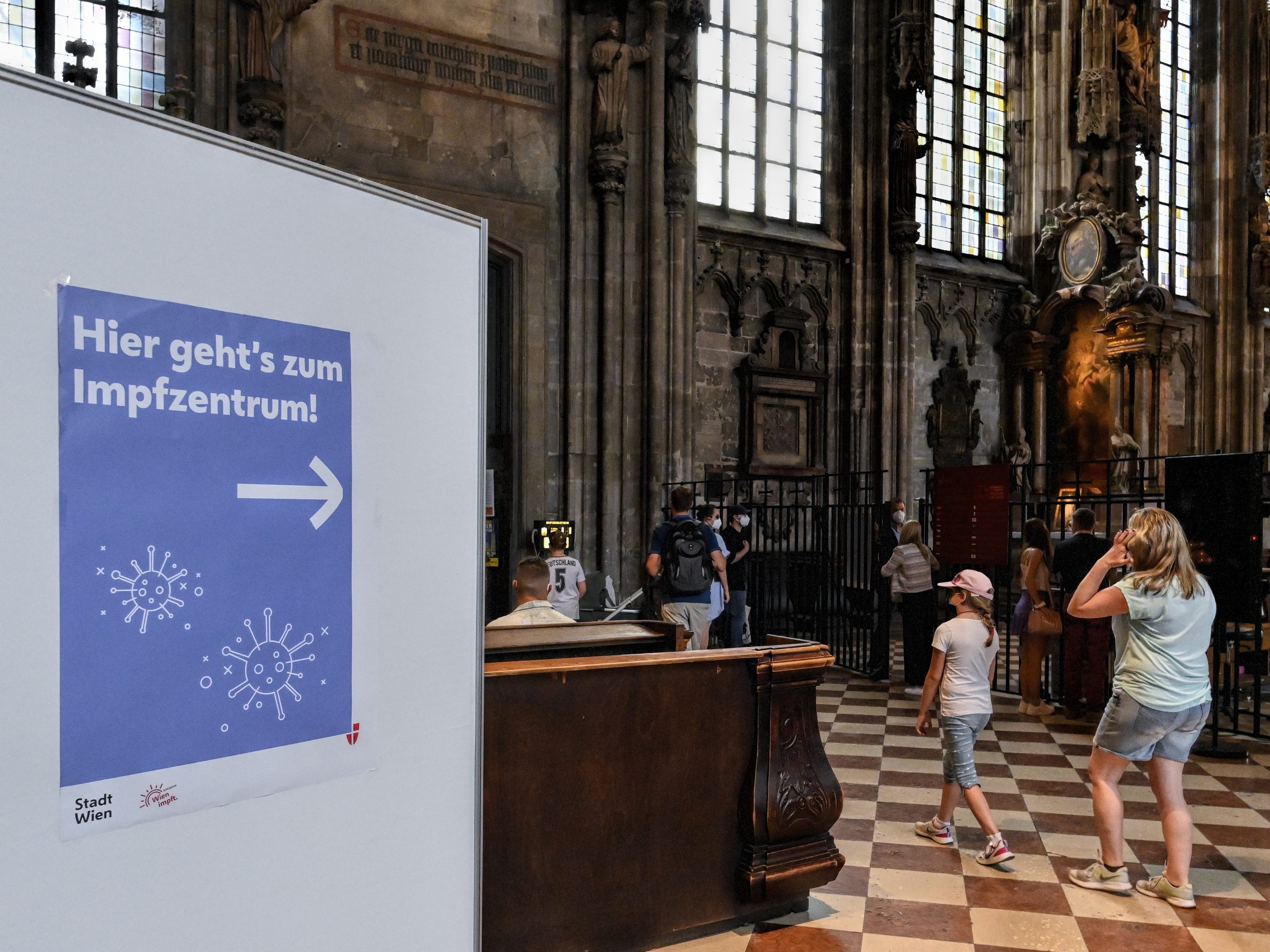 Die Impfaktion im Stephansdom wurde verlängert. Die Impfaktion im Stephansdom wurde verlängert.