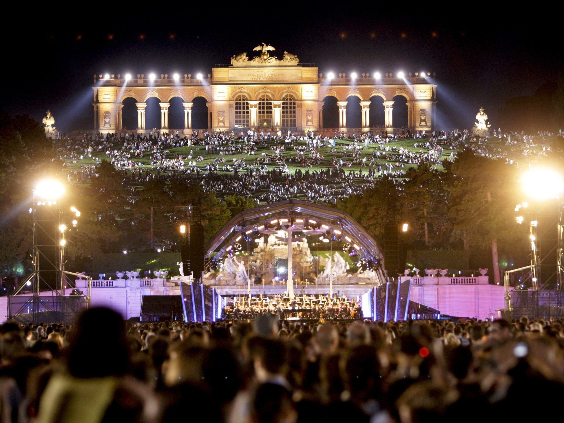 Schönbrunn ist einmal mehr Schauplatz von spektakulären Live-Events Schönbrunn ist einmal mehr Schauplatz von spektakulären Live-Events