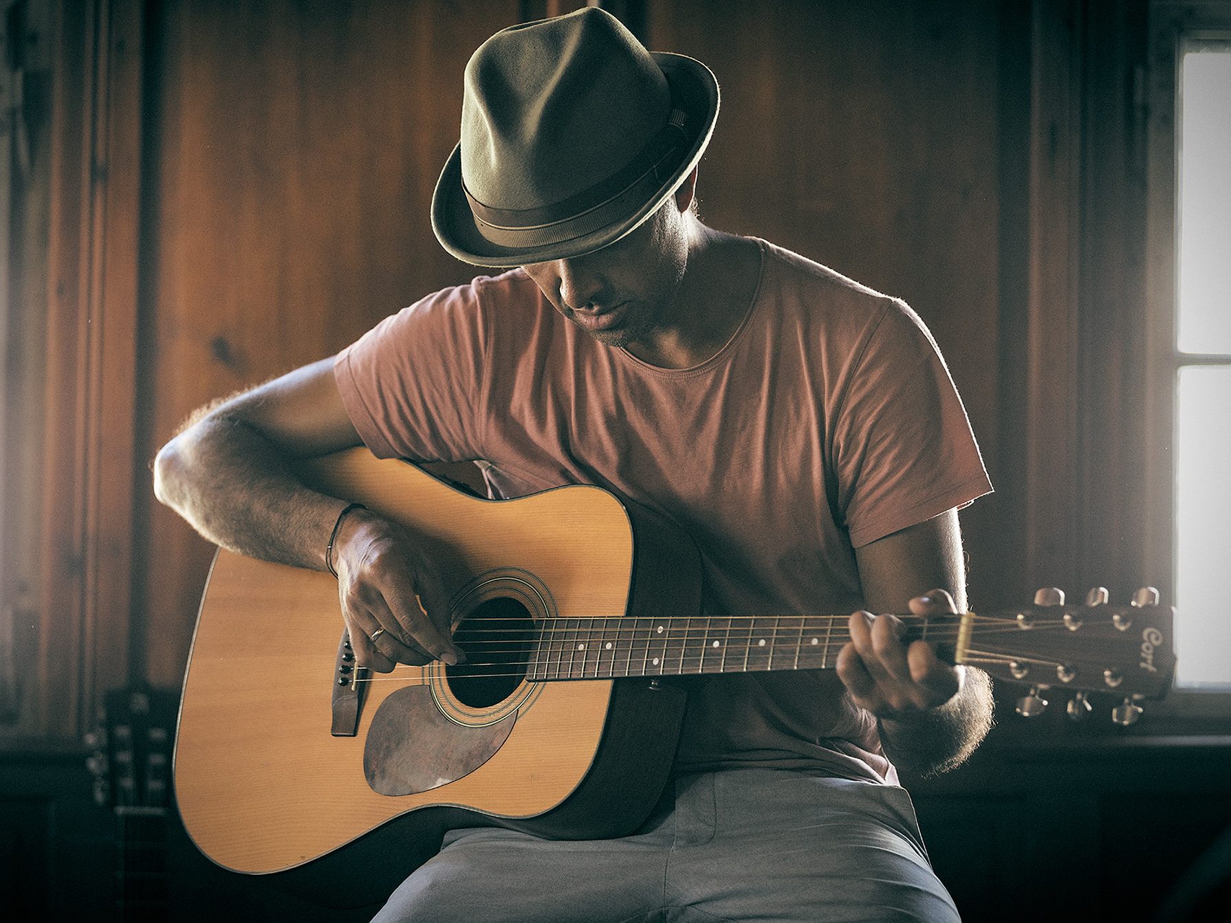 „Buttons“ heißt das fünfte Album von Brendan Adams, der am 18. August 2021 in Rorschach konzertiert.
