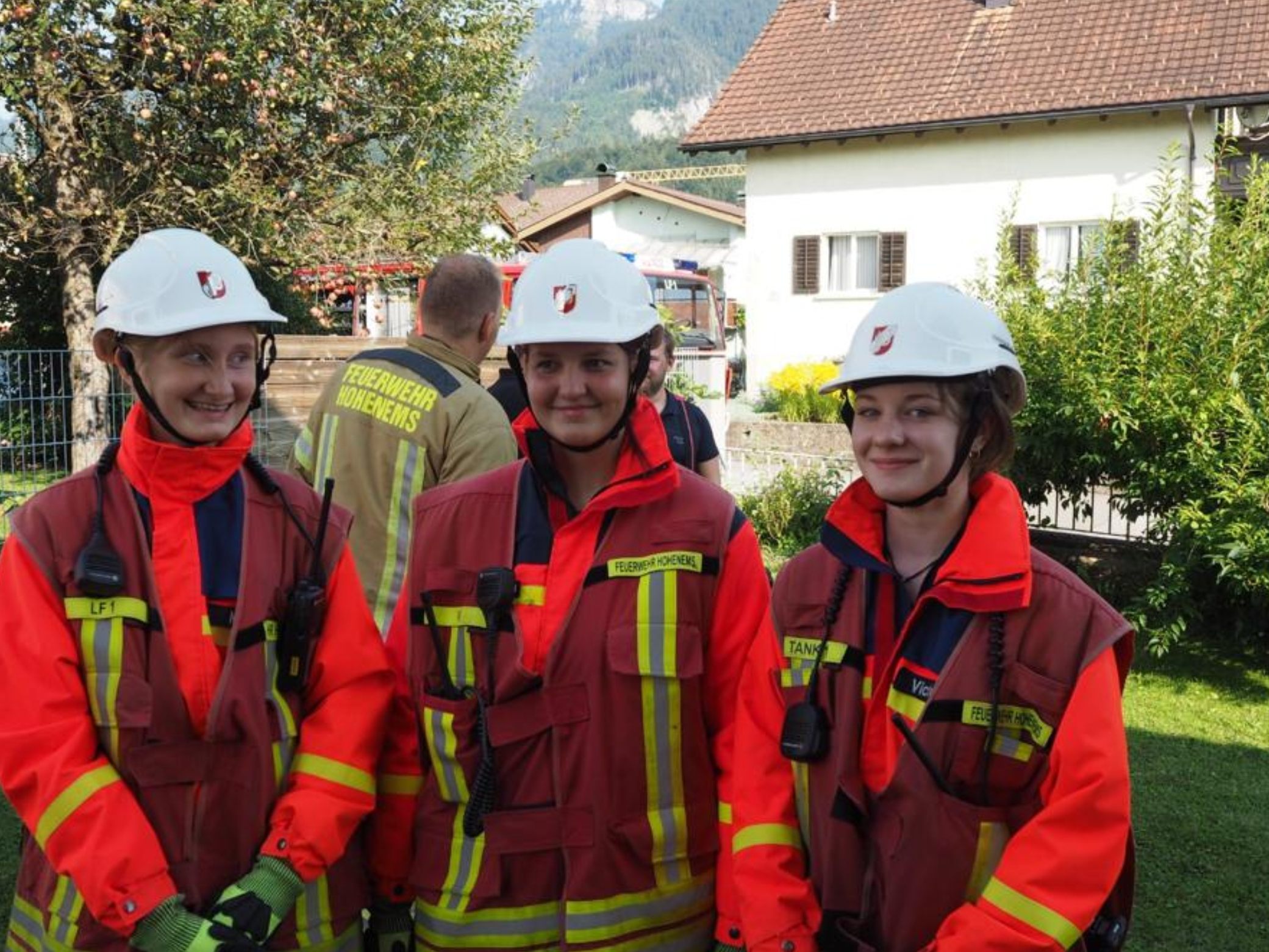 Die jungen Feuerwehrleute waren beim Actionday mit vollem Einsatz und Begeisterung bei der Sache Die jungen Feuerwehrleute waren beim Actionday mit vollem Einsatz und Begeisterung bei der Sache