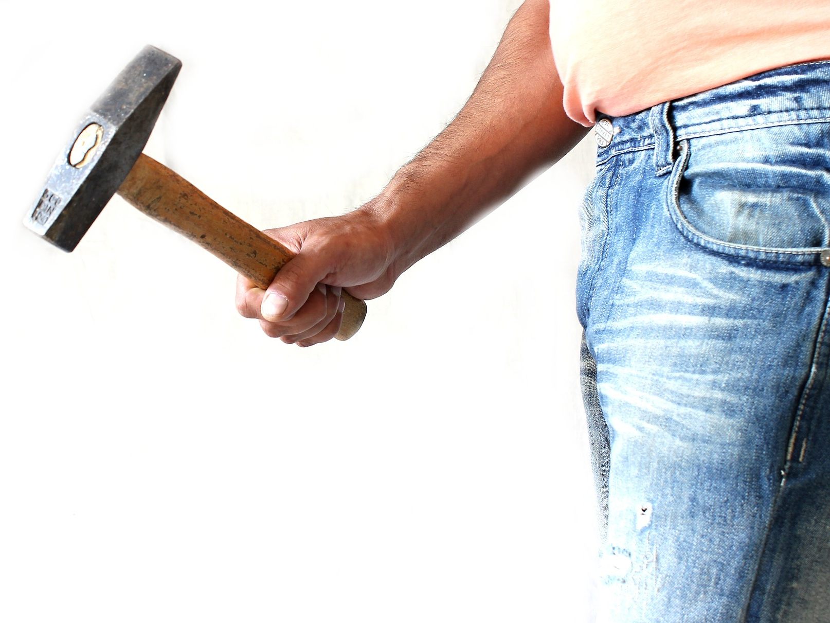 Der Mann drohte mit einem Hammer und einem Stanleymesser.