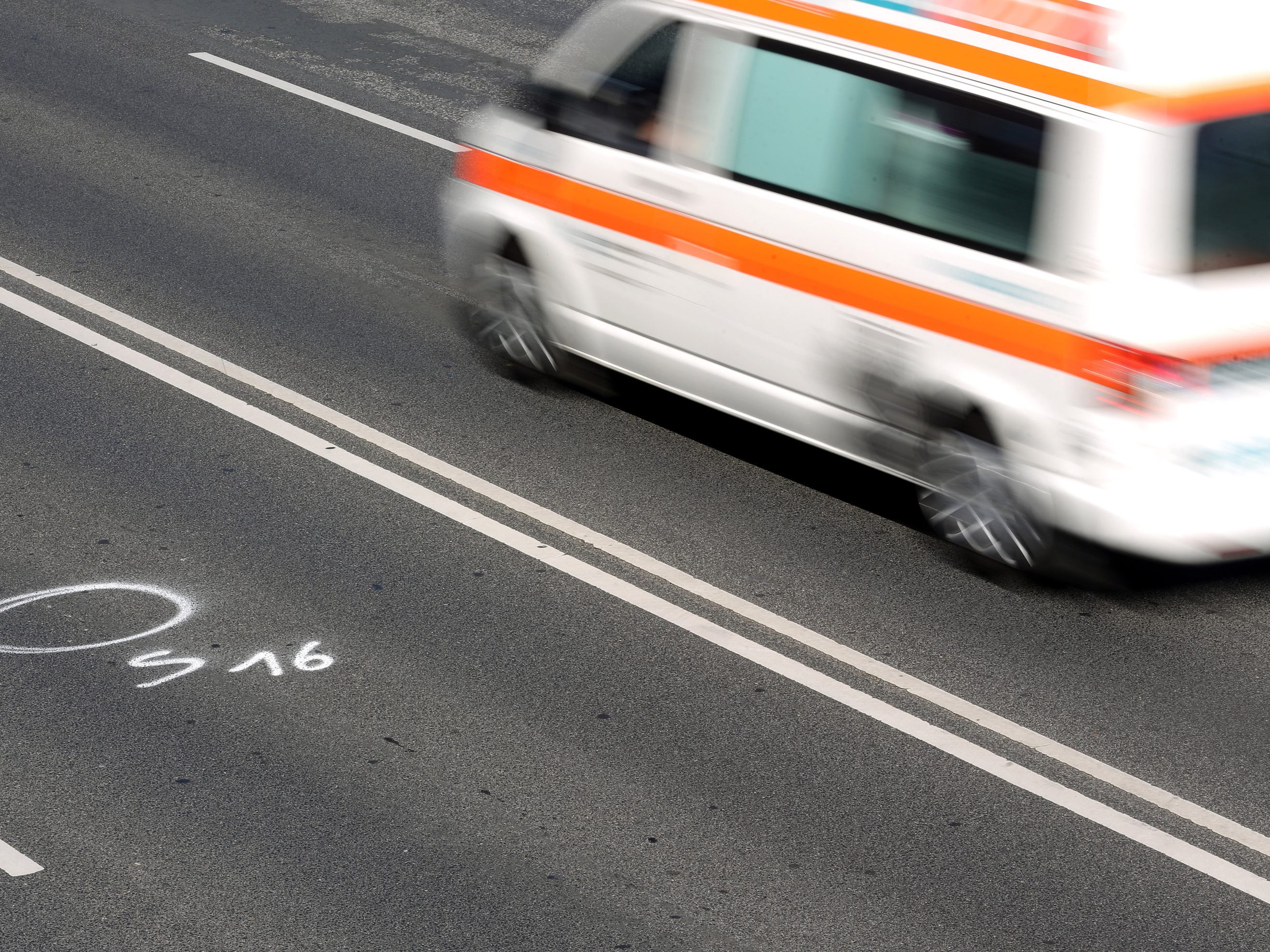 Die beiden Motorradfahrer mussten ins Krankenhaus gerbacht werden