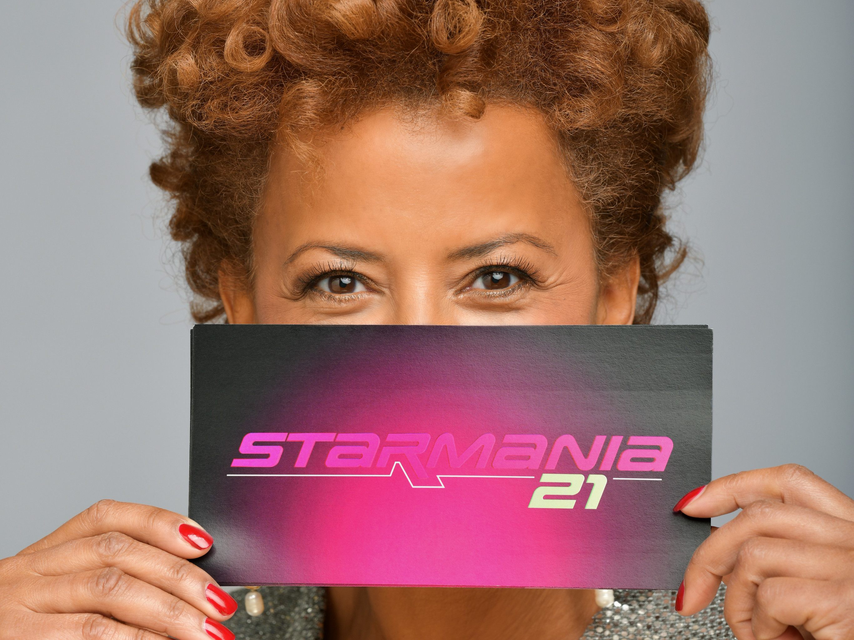 Arabella Kiesbauer soll auch 2022 durch die Show führen. Arabella Kiesbauer soll auch 2022 durch die Show führen.
