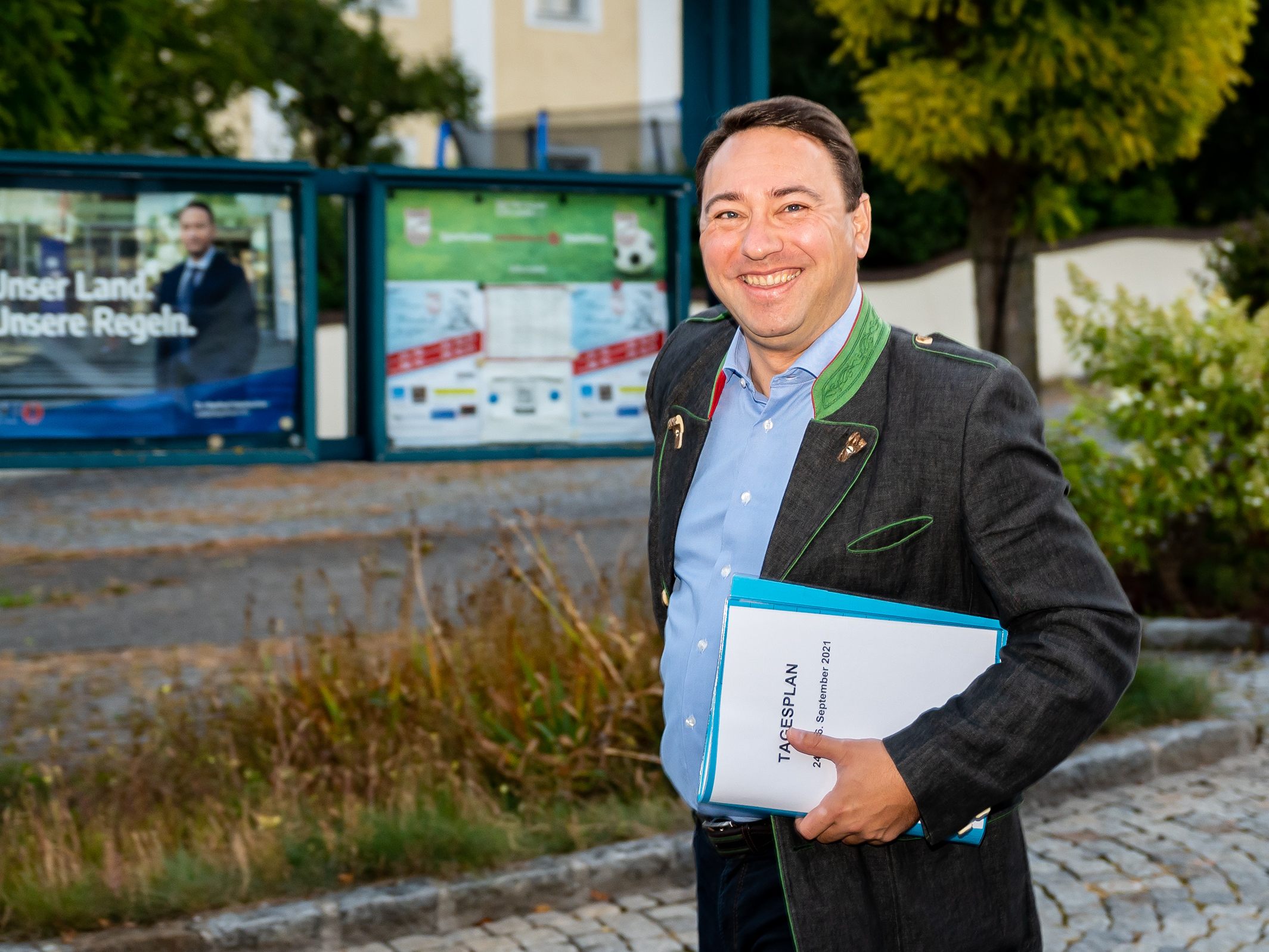 Heimbuchner fungiert heute als Wahlbeisitzer. Heimbuchner fungiert heute als Wahlbeisitzer.