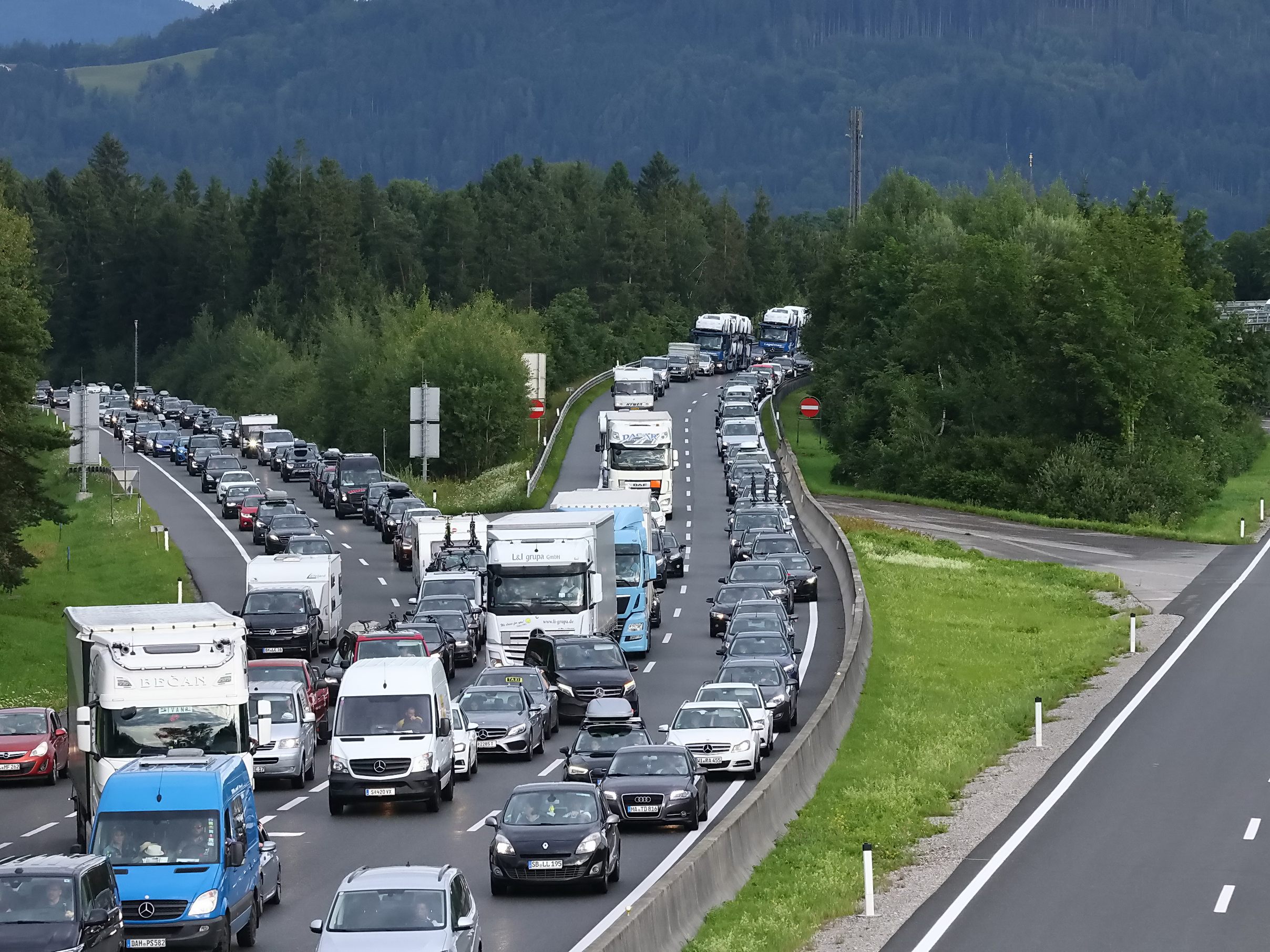 Stau wegen Rückreiseverkehrs wird unter anderem auf der A1 in Salzburg erwartet