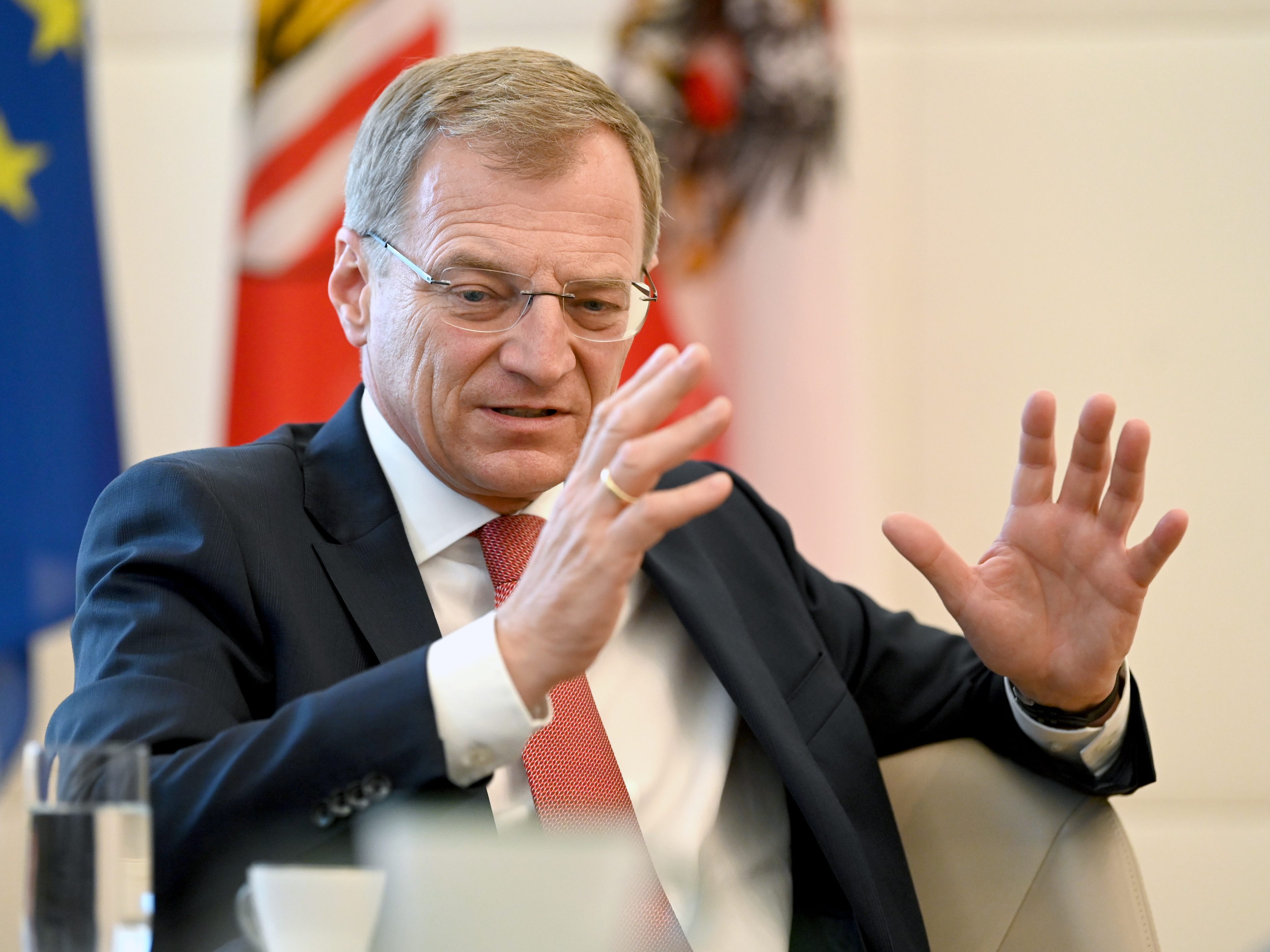 Landeshauptmann Stelzer zur OÖ-Wahl 2021. Landeshauptmann Stelzer zur OÖ-Wahl 2021.