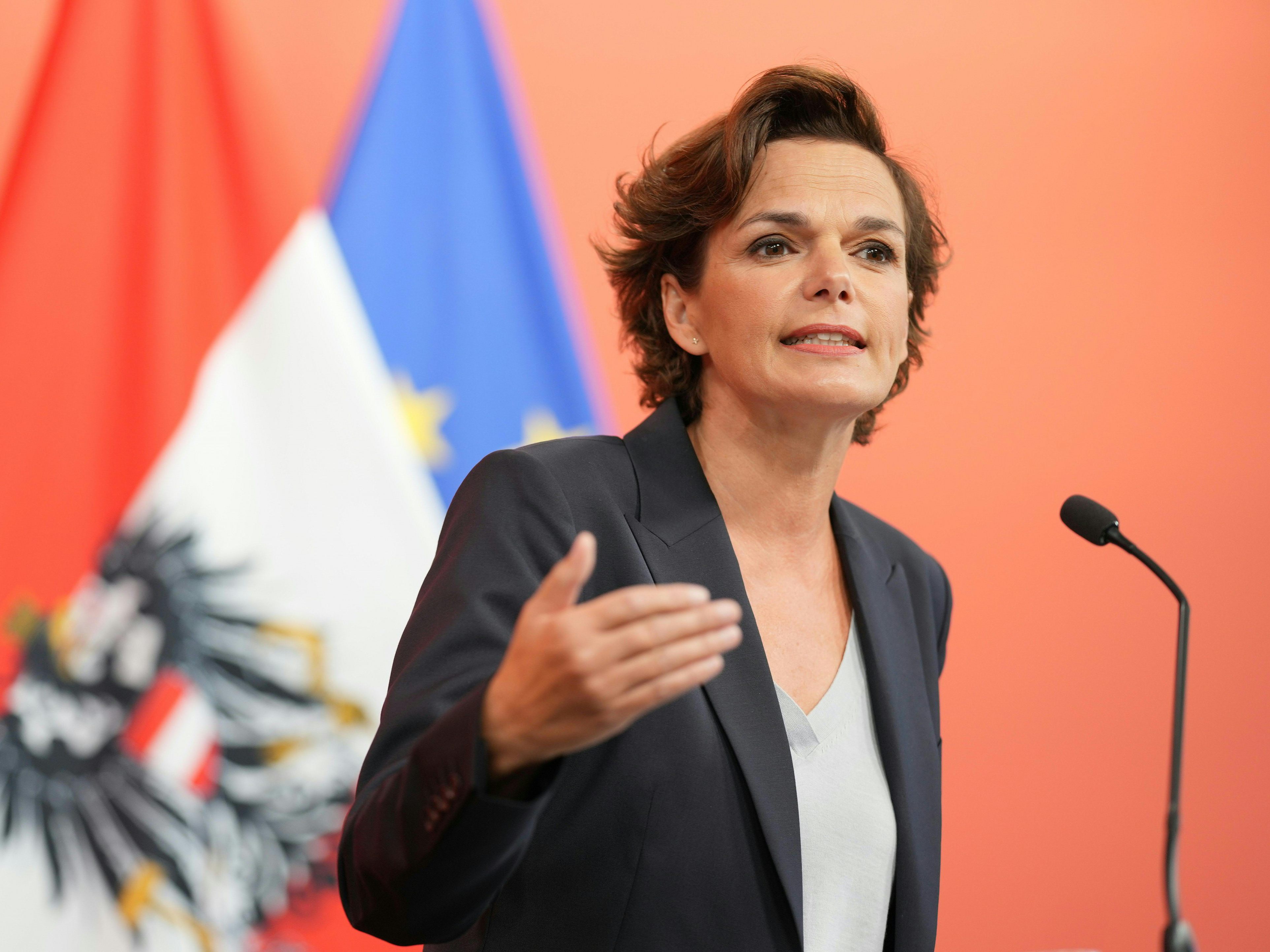 Rendi-Wagner drängt auf schärfere Corona-Maßnahmen.