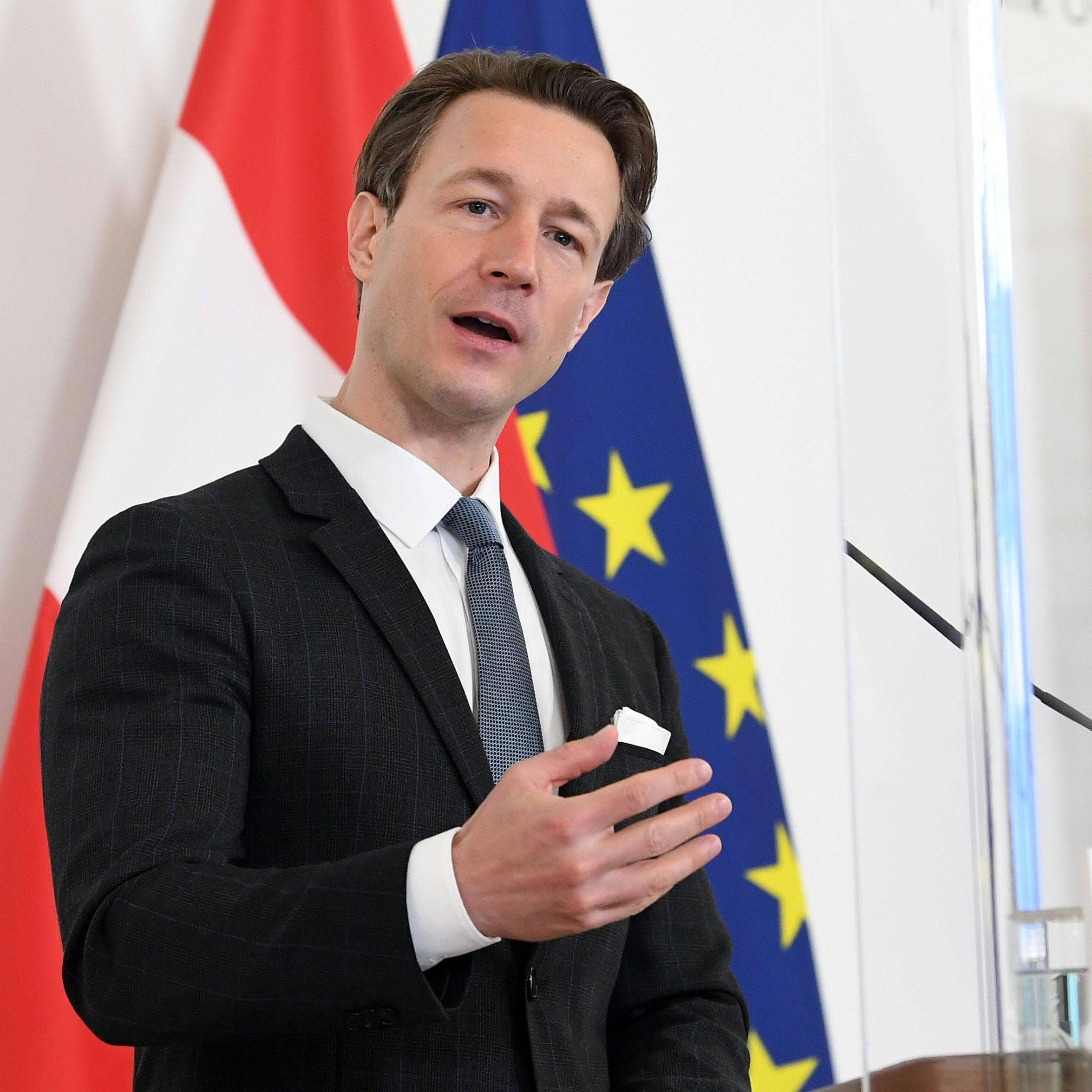 Laut Blümel werden mit dem Geld unternehmerische Projekte zum Wiederaufbau in Ost- und Südosteuropa unterstützt.