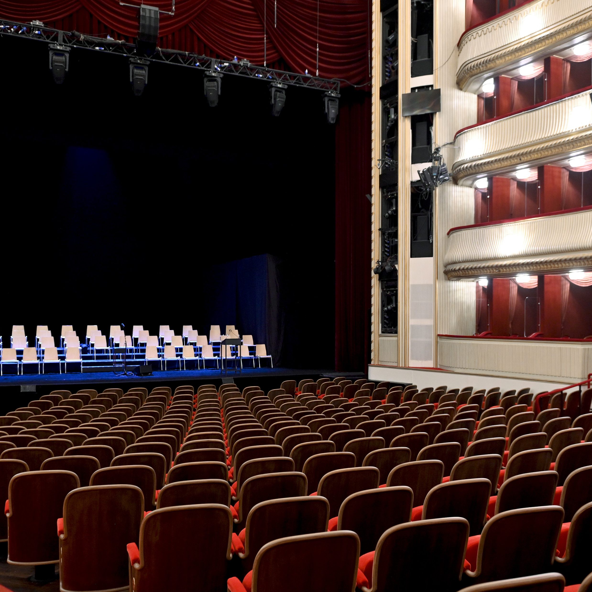 Politische "Feierstunde" zur Wiedereröffnung des Burgtheaters