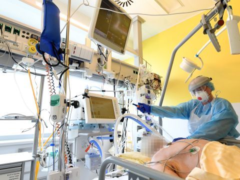 Die Corona-Patienten in den Spitälern werden mehr.