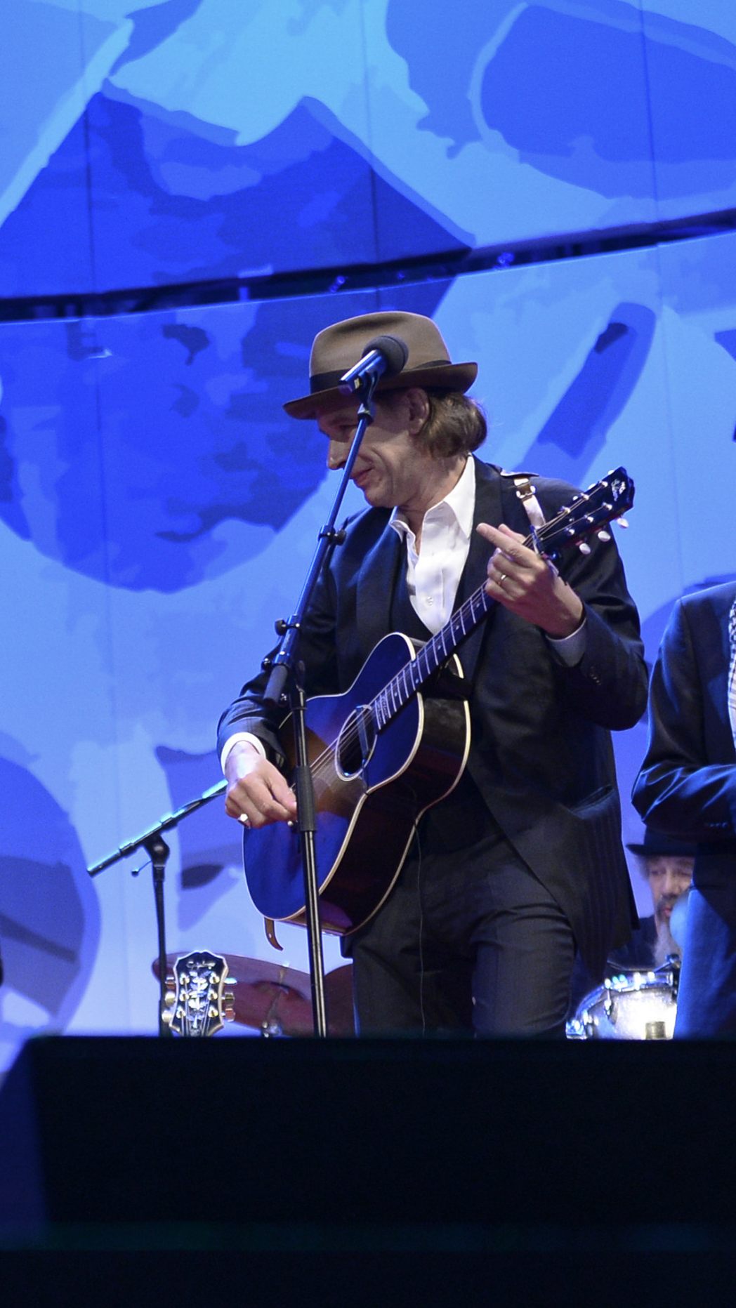 Der Oktober bringt viele Konzerte. Unter anderem stellen Willi Resetarits & Stubnblues am 4. Oktober im Wiener Stadtsaal ihr neues Album "Elapetsch" vor.