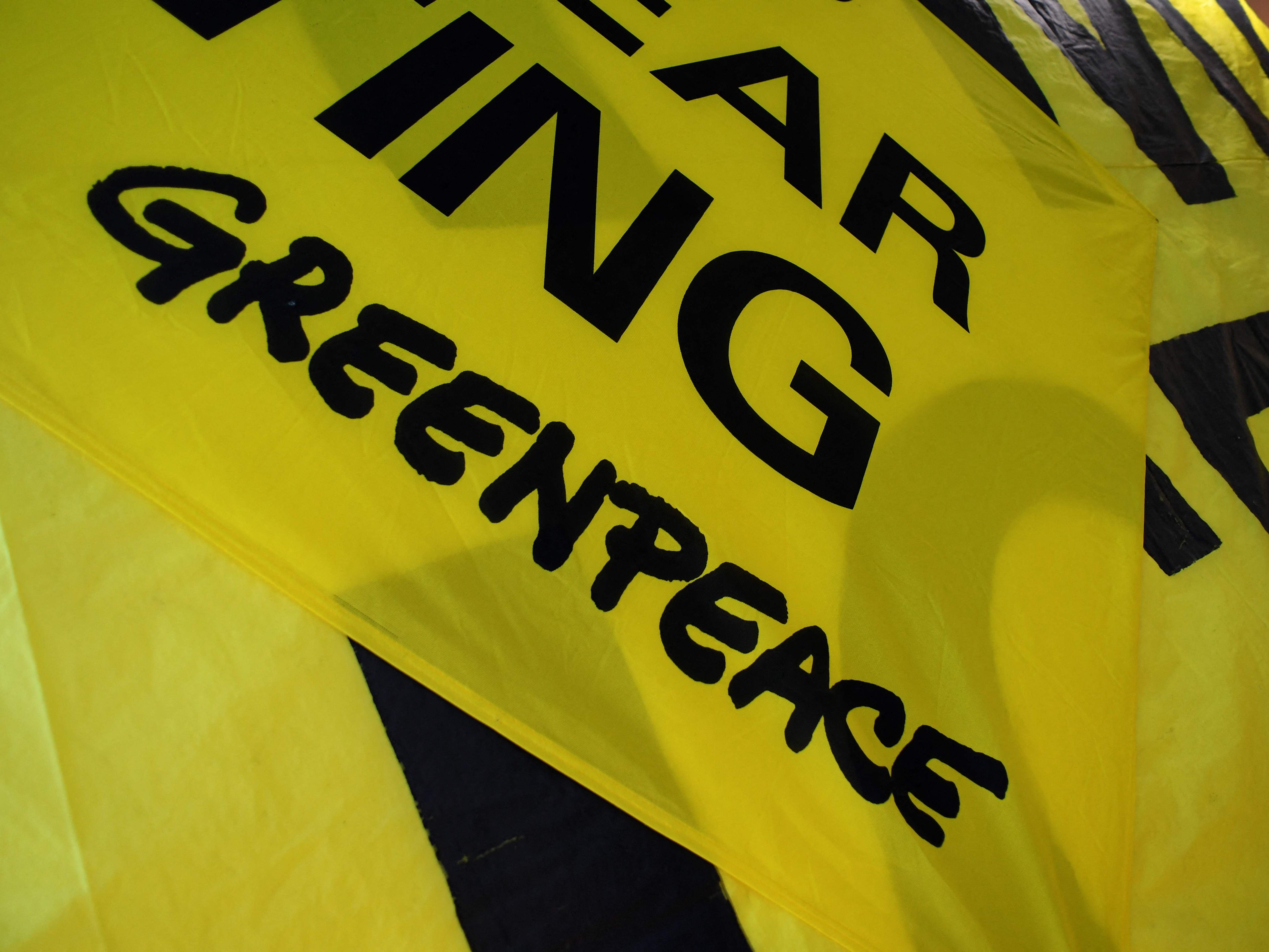 Greenpeace kündigte an das Wiener Rathaus am Freitag zu Mittag verlassen zu wollen und sich dem Klimastreik anzuschließen. Greenpeace kündigte an das Wiener Rathaus am Freitag zu Mittag verlassen zu wollen und sich dem Klimastreik anzuschließen.