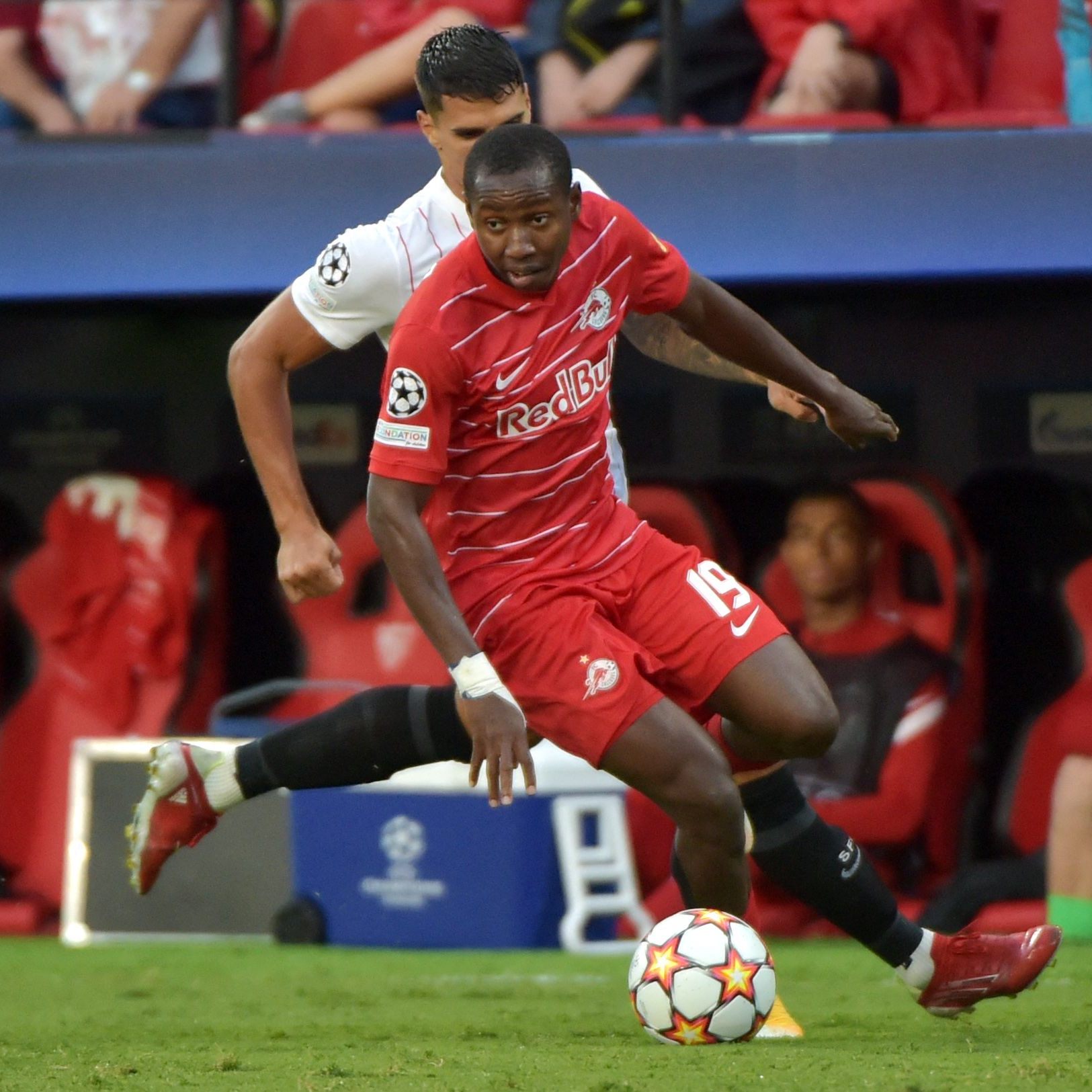 Camara und Co. mussten sich trotz langer Überzahl mit einem 1:1 zufrieden geben.