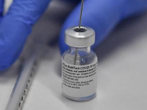 Der Impfstoff von Biontech schützt, laut Studie, auch Schwangere gut vor einer Corona-Infektion. Der Impfstoff von Biontech schützt, laut Studie, auch Schwangere gut vor einer Corona-Infektion.