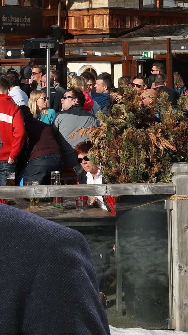 Kein Apres-Ski für Ungeimpfte, wenn es nach Gesundheitsminister Mückstein geht.