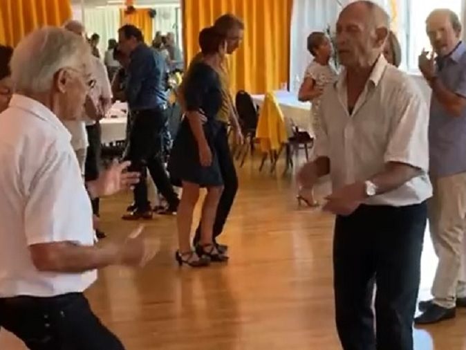 Beim PVÖ-Landestanz wurde „geshaket“