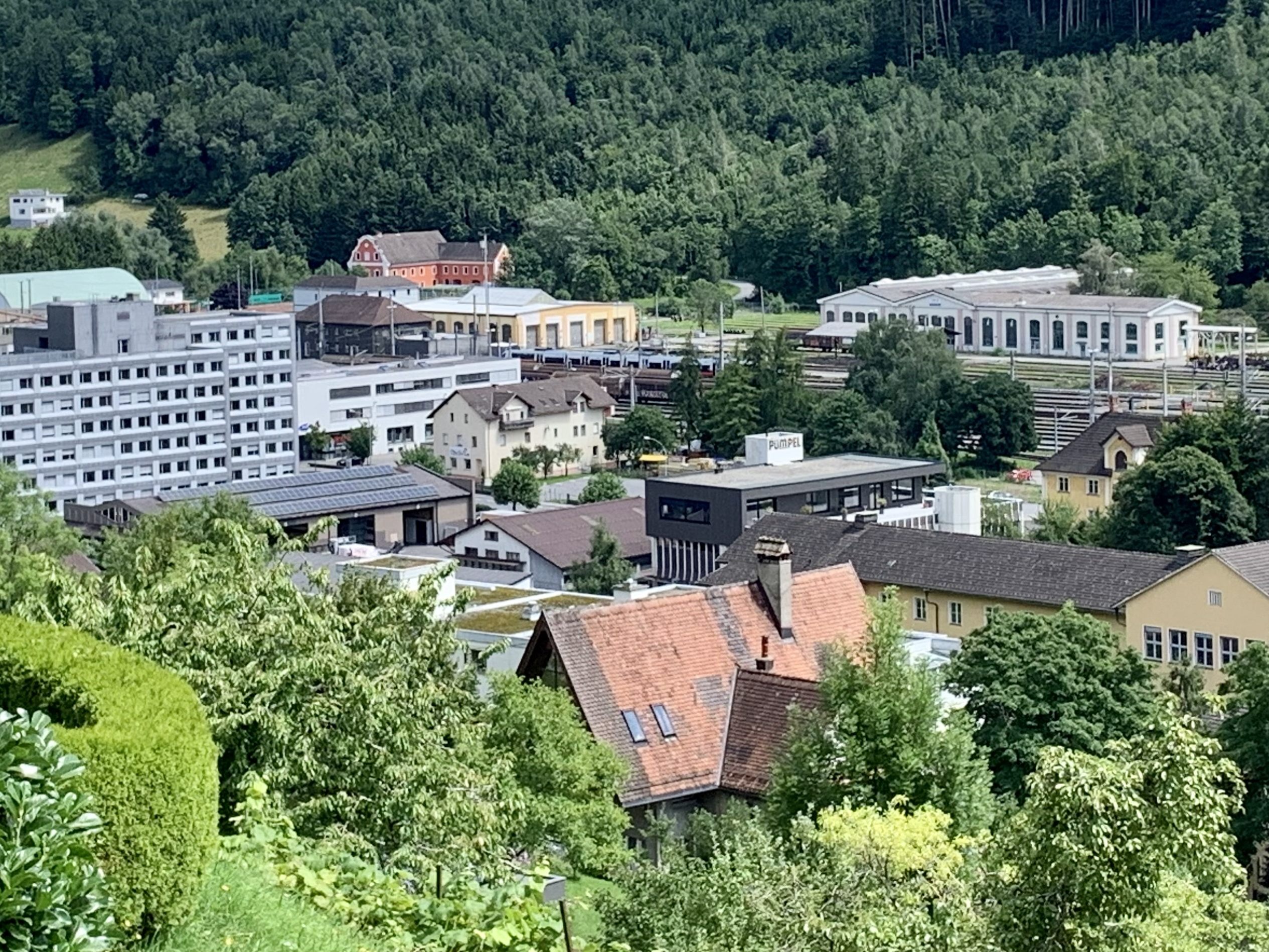 Blick vom Ardetzenberg auf Levis