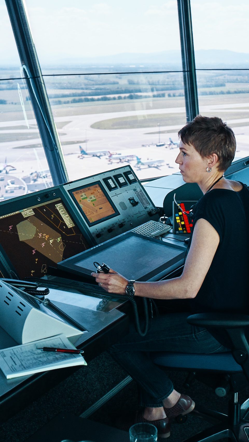 Die Austro Control sucht am 29. September wieder Fluglotsen und Fluglotsinnen.