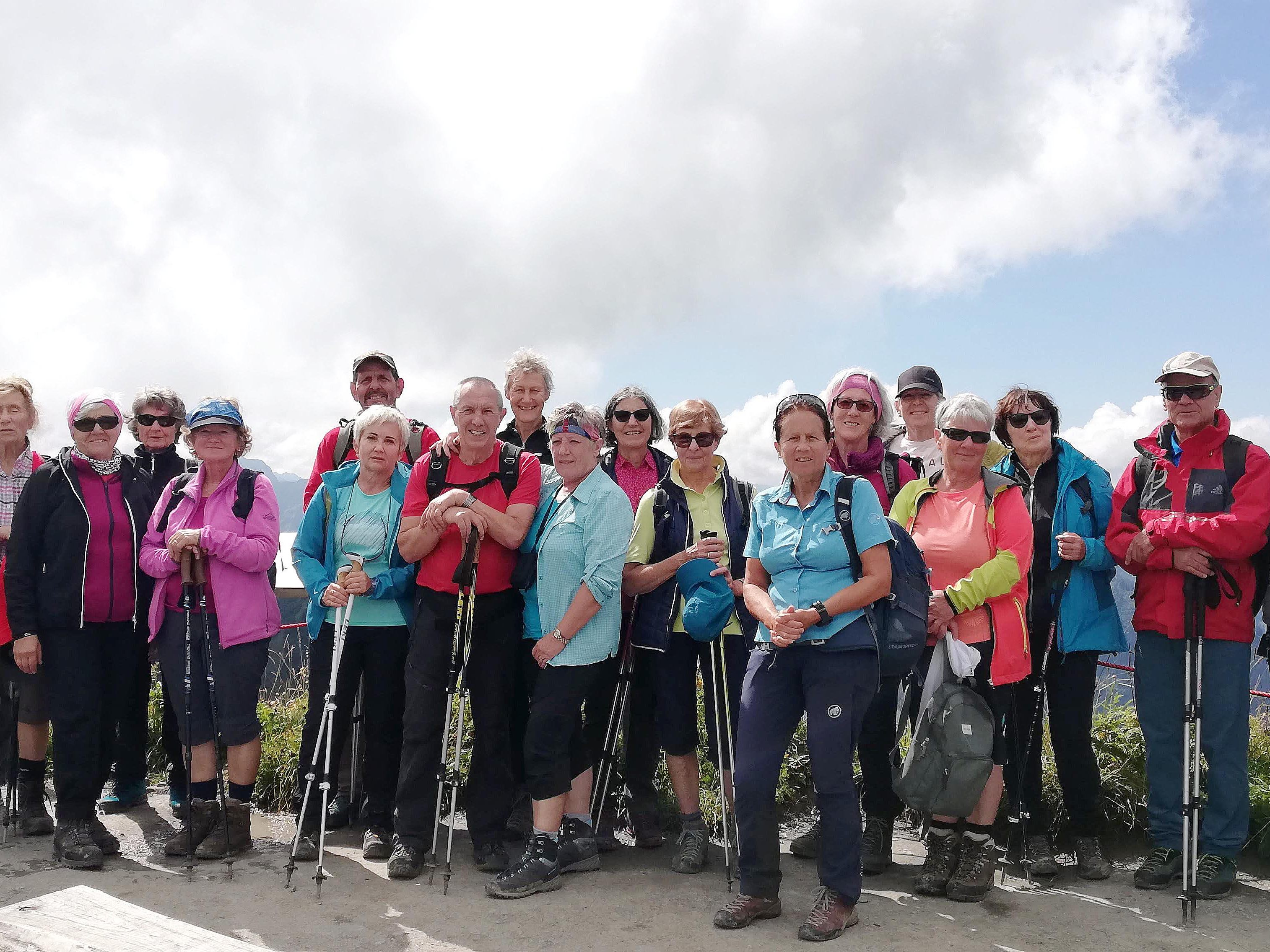 Der Wanderfreunde vom Seniorenbund erlebten schöne Tage im Kleinwalsertal Der Wanderfreunde vom Seniorenbund erlebten schöne Tage im Kleinwalsertal