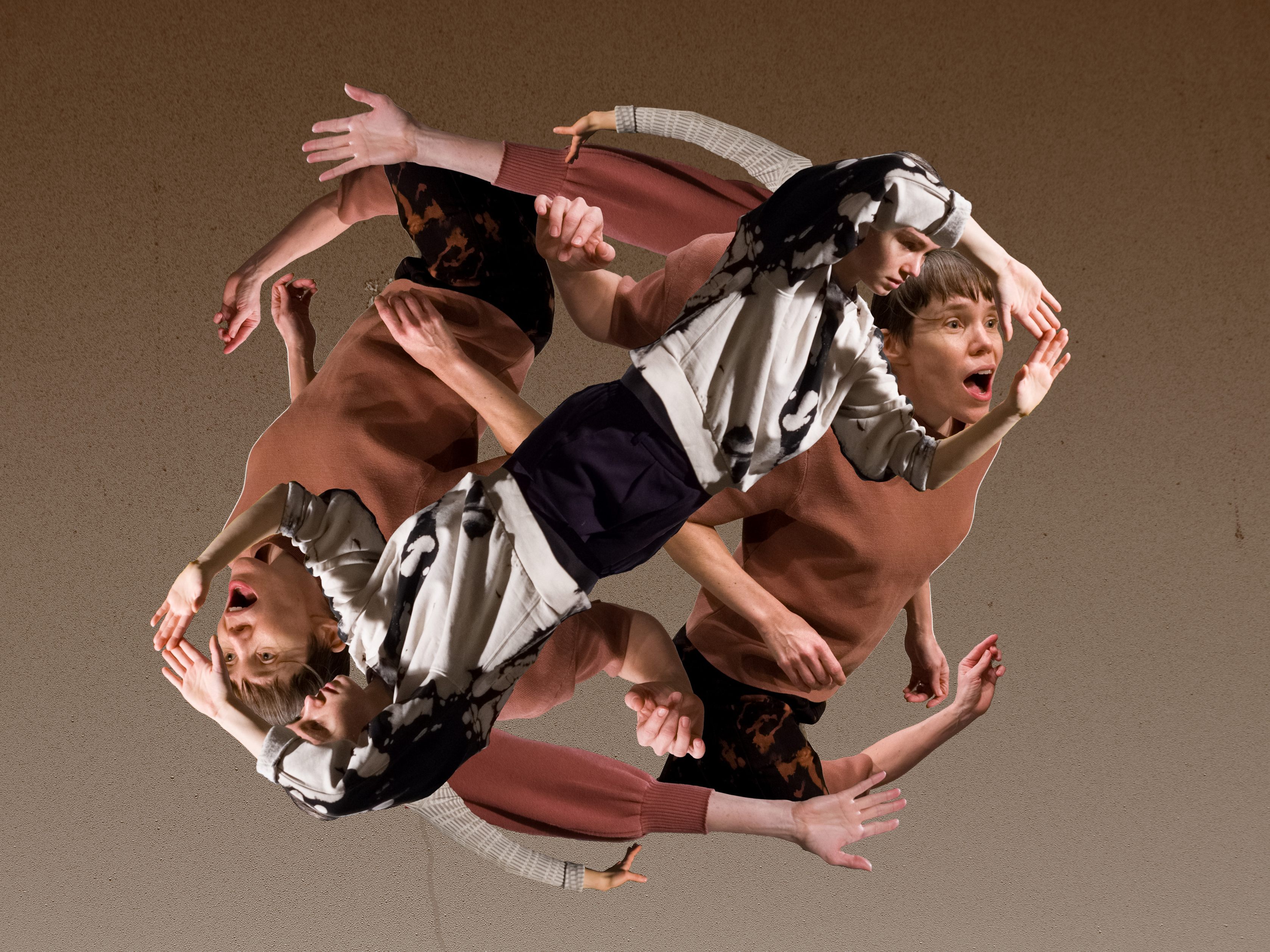 Unter anderem Beiträgen von Alexander Gottfarb feiert das Tanzquartier Wien sein 20. Jubiläum.