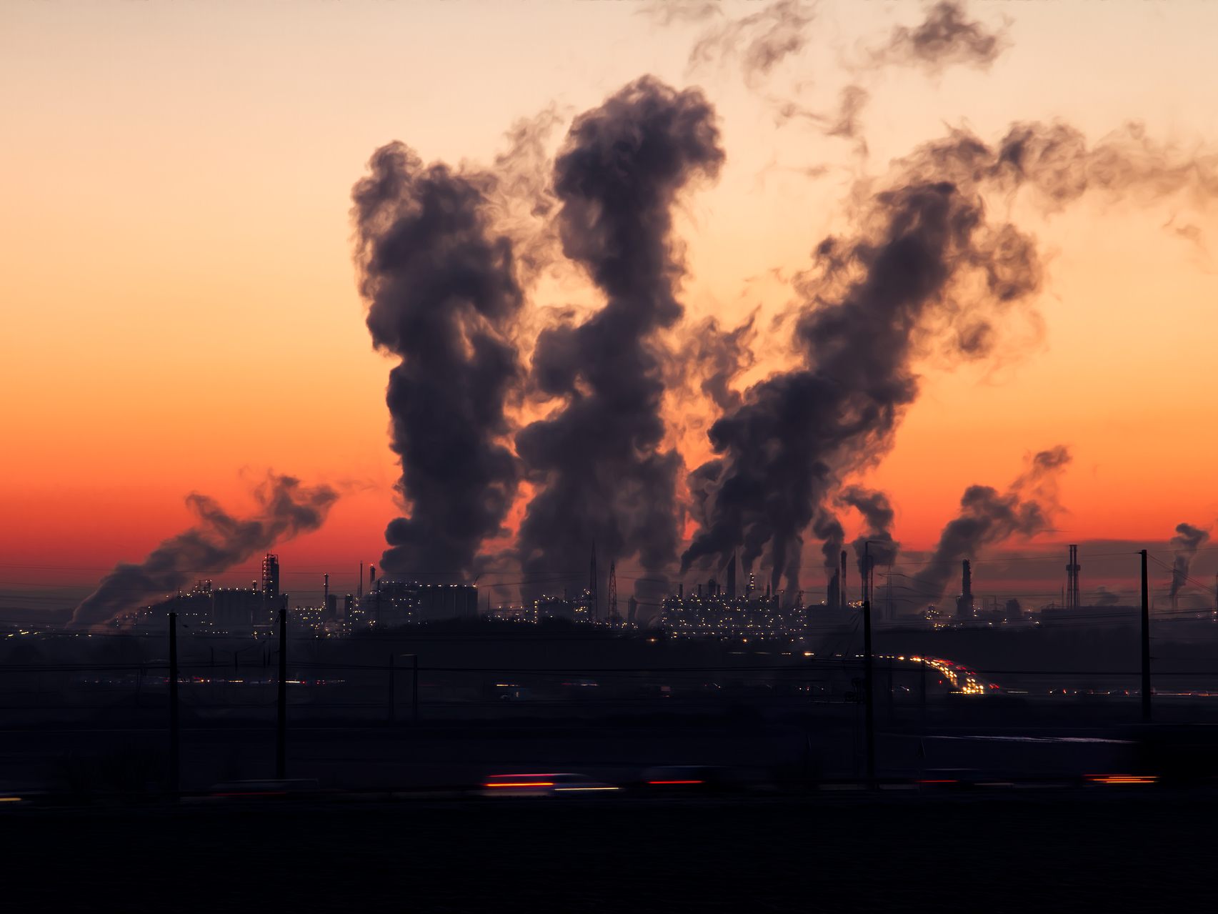 Ab Jänner 2022 bekommt der CO2-Ausstoß in Österreich einen Preis.