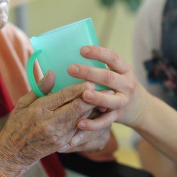 Appelle zur Entlastung der Angehörigen, welche die Pflege übernehmen, wurden laut