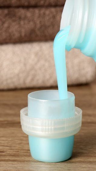 Weichspüler sorgt zwar für kuschelig-weiche Wäsche - aber birgt auch einen gewissen Ekel-Faktor