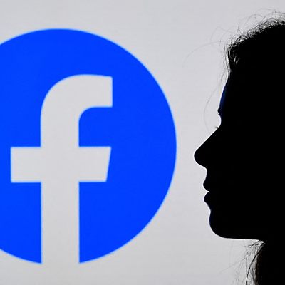 Facebook könnte den Namen ändern