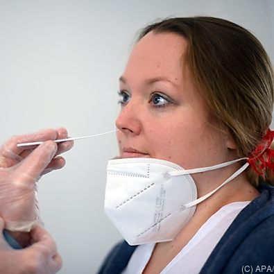 Der Wert liegt erneut deutlich über dem Sieben-Tages-Schnitt.